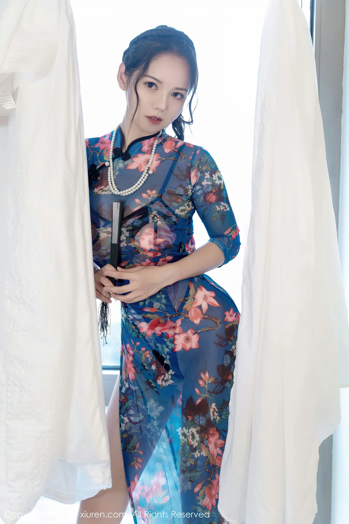 XiuRen 秀人 No.5819 大美妞儿 弹力永动机透明旗袍蕾丝肉袜 - 3