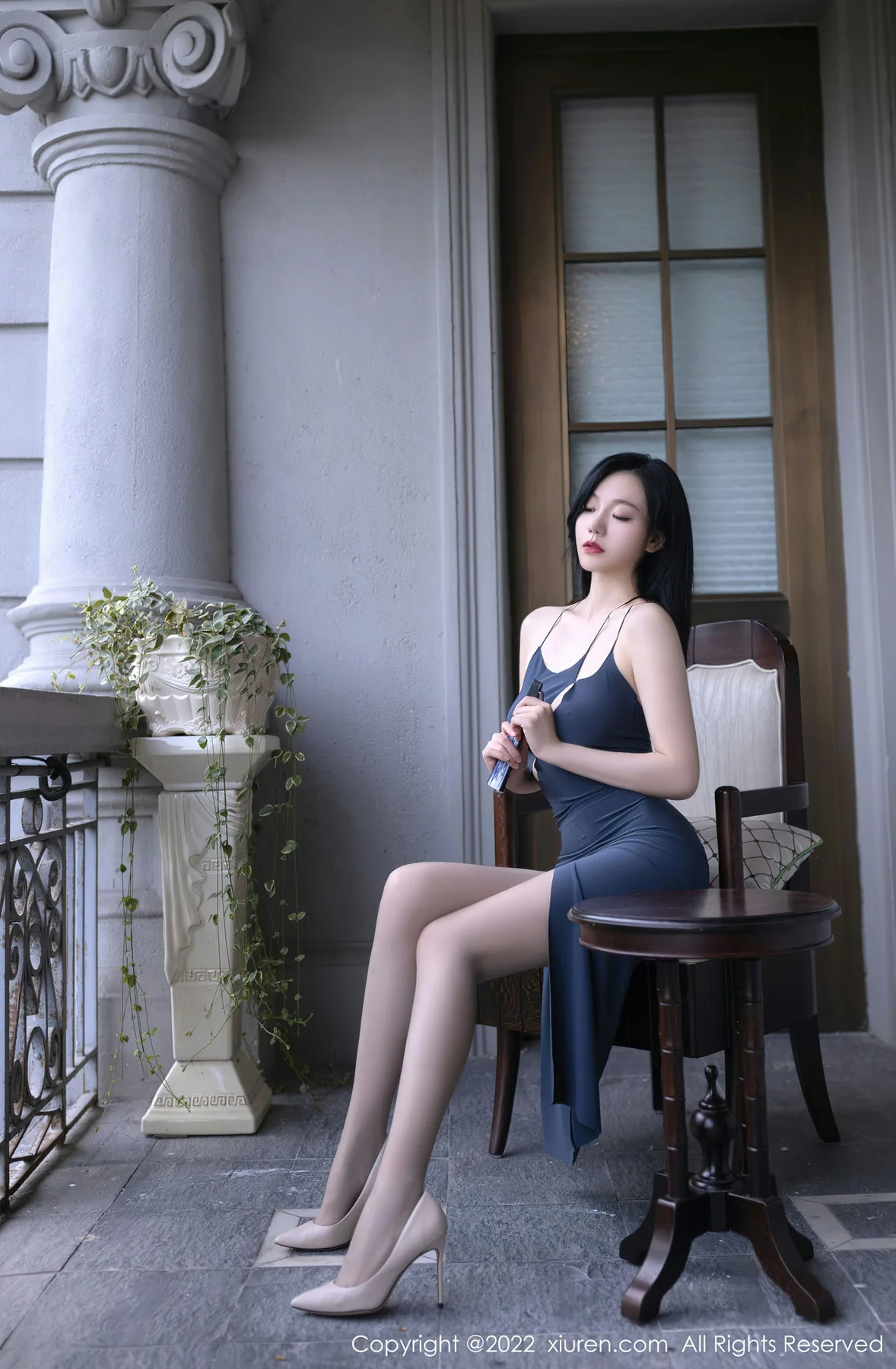 XiuRen 秀人 No.5824 安然anran 露肩连衣短裙北京旅拍1 - 9