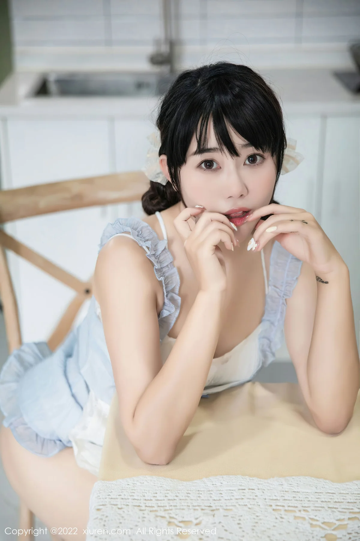 XiuRen 秀人 No.5834 严利娅Yuliya 浅蓝色女仆性感写真 - 10