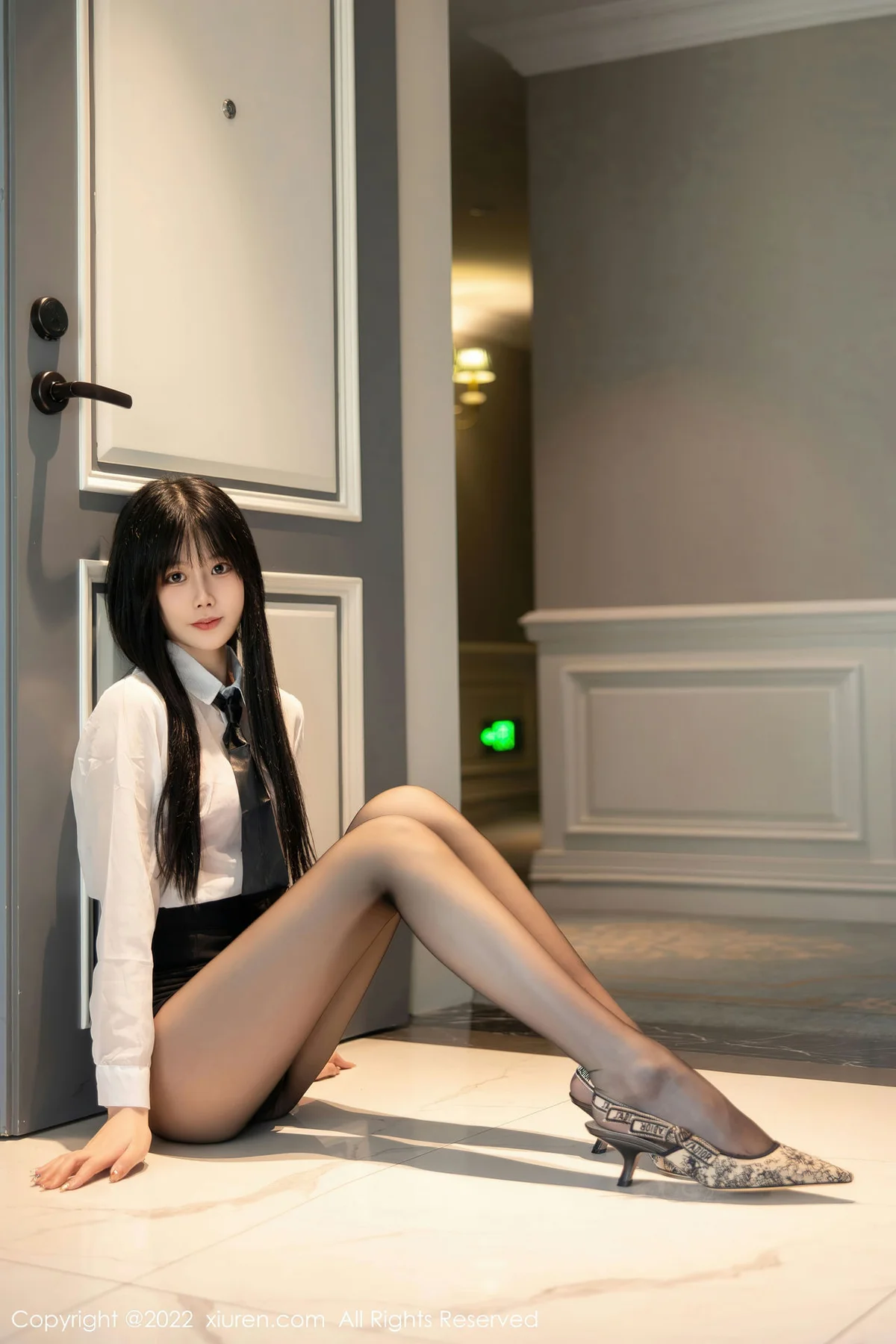 XiuRen 秀人 No.5861 77qiqi 红色蕾丝内衣性感写真1 - 8