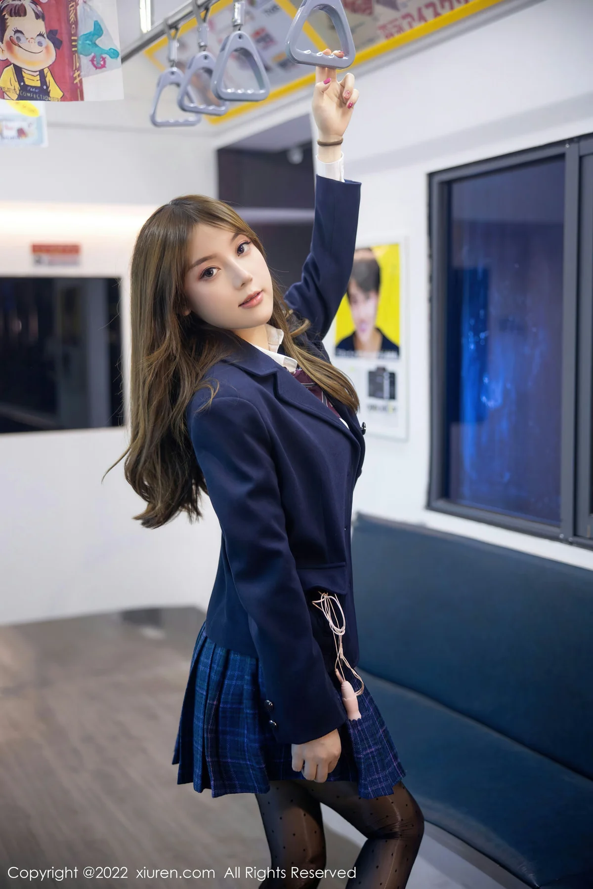 XiuRen 秀人 No.5899 豆瓣酱 地铁场景性感写真 - 10