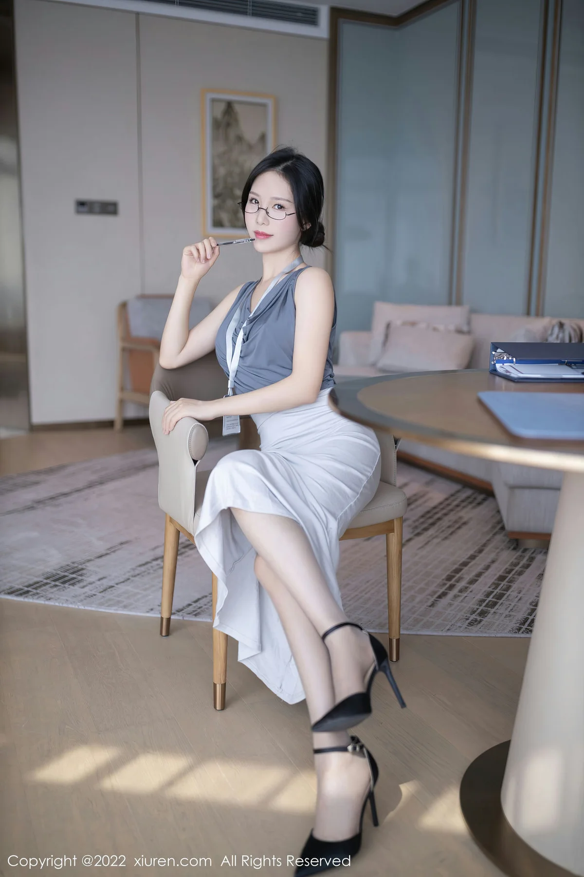 XiuRen 秀人 No.5900 利世 灰丝眼镜妹 - 2