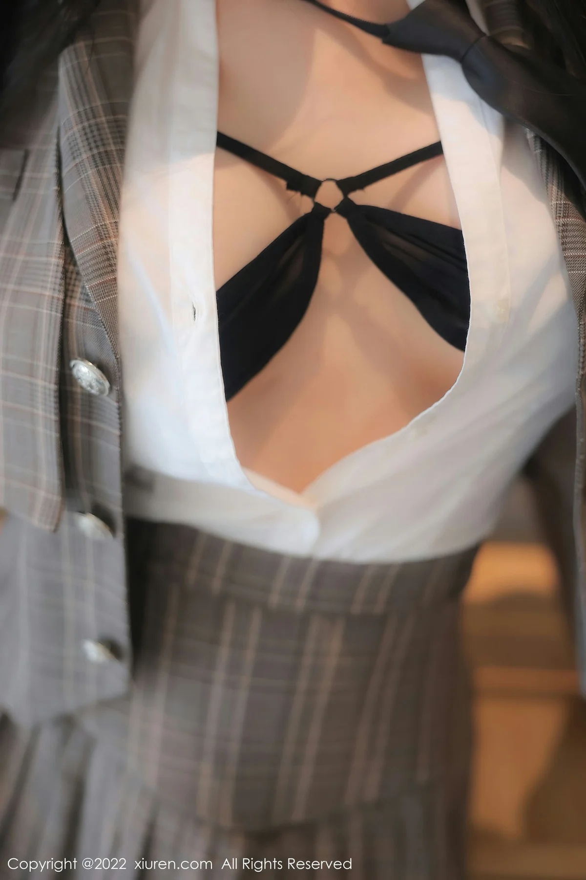 XiuRen 秀人 No.5902 田冰冰 ol丁字裤长腿 - 4