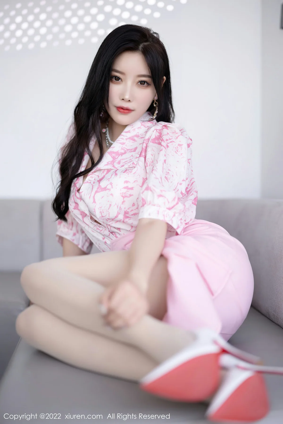 XiuRen 秀人 No.5927 杨晨晨Yome 粉色短裙私房写真 - 4