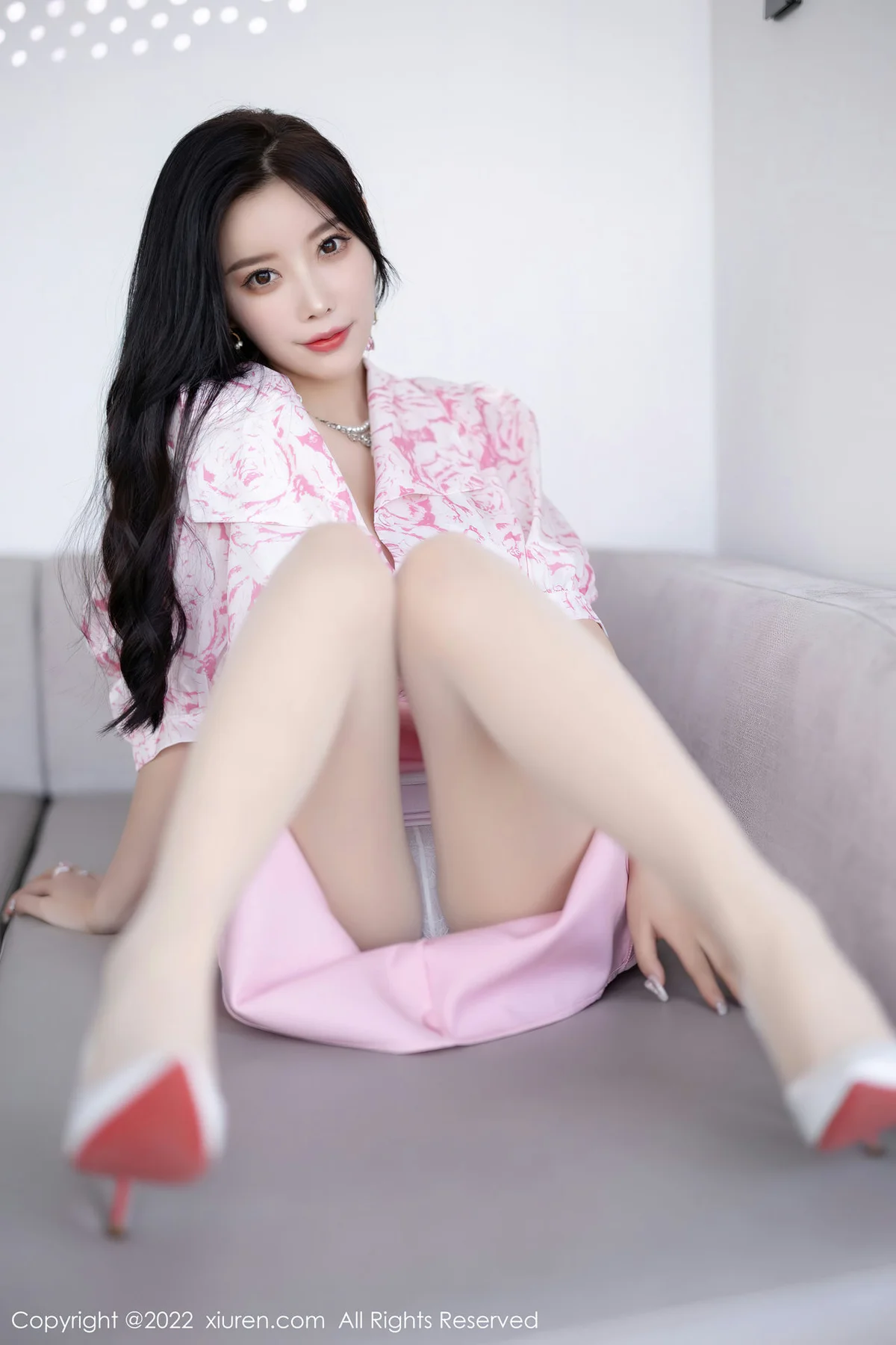 XiuRen 秀人 No.5927 杨晨晨Yome 粉色短裙私房写真 - 6