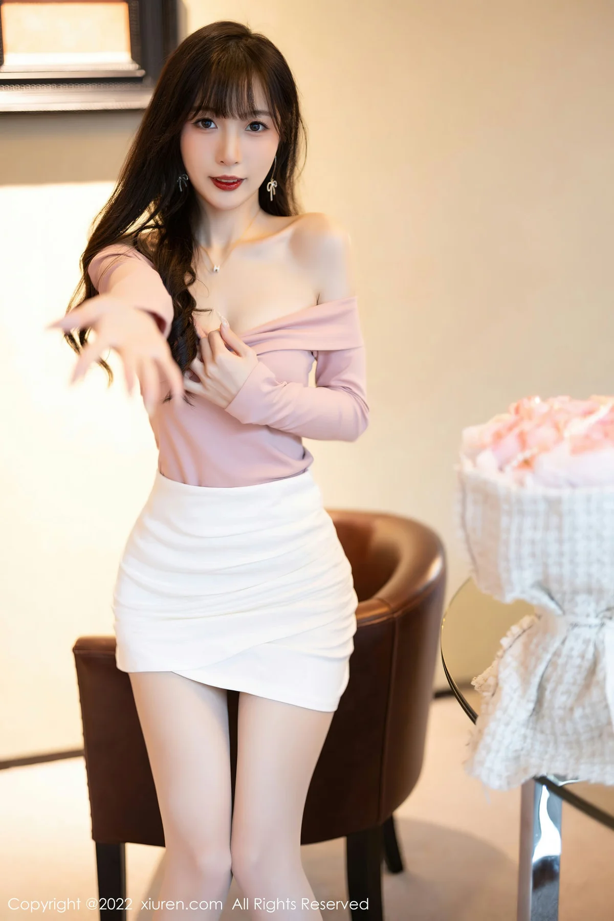 XiuRen 秀人 No.5934 林星阑 粉白色蕾丝内衣性感写真 - 1