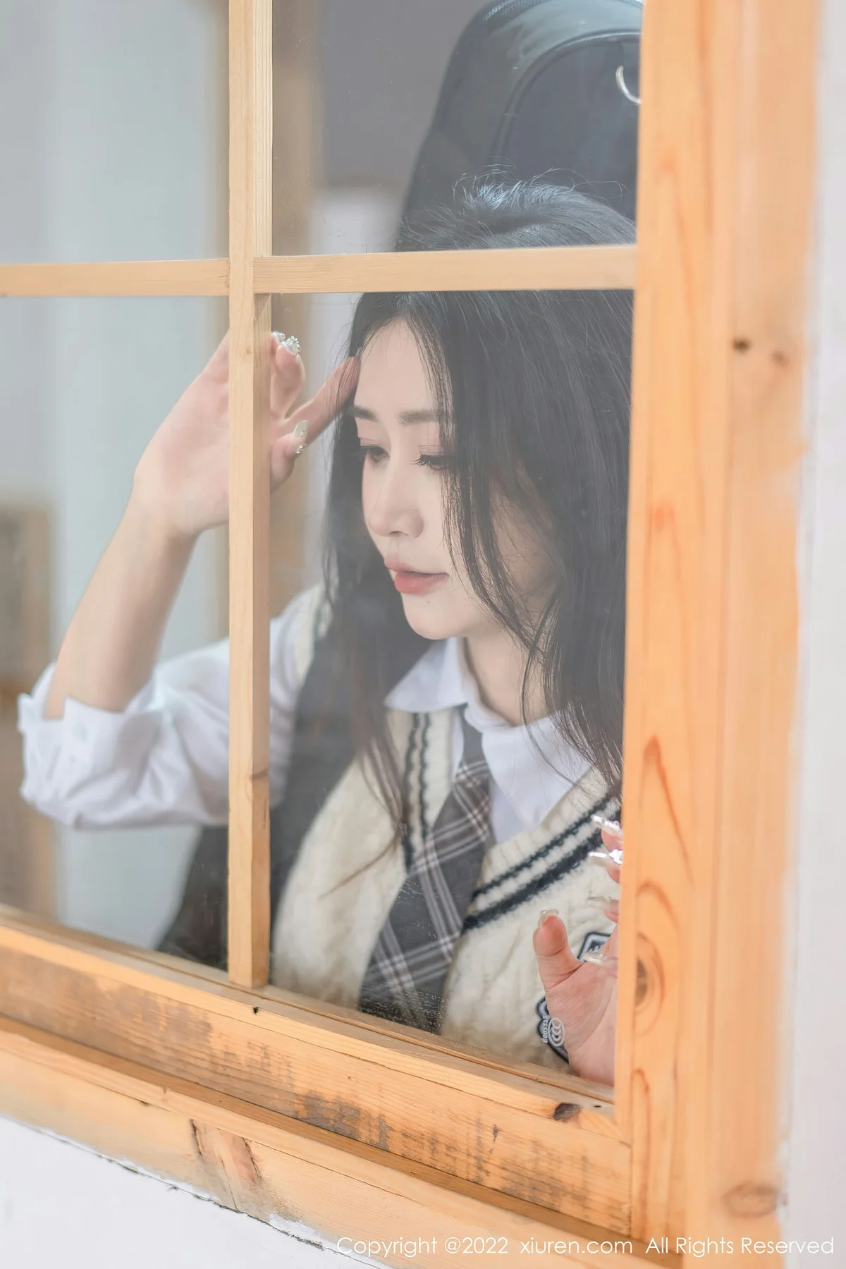 XiuRen 秀人 No.5970 laura阿姣 性感学妹制服性感写真 - 4