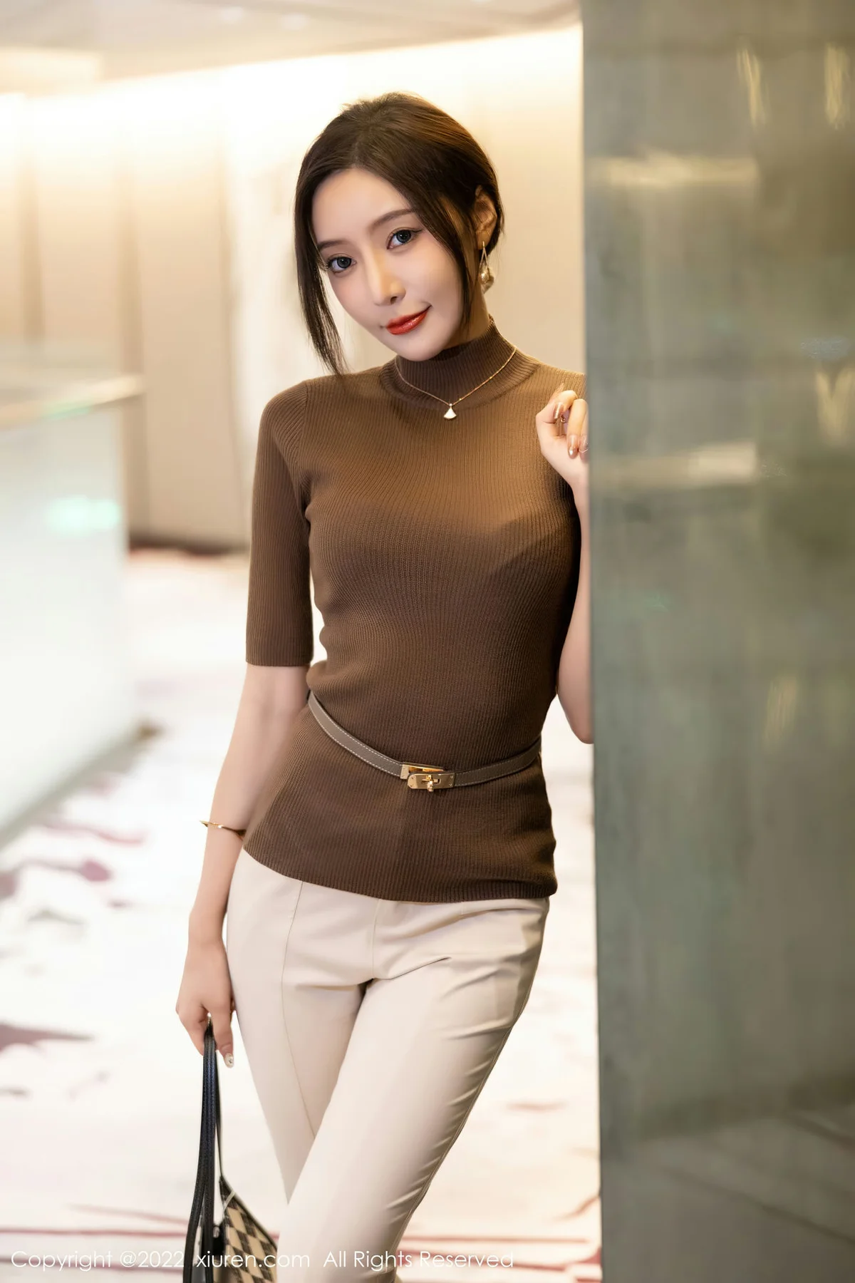 XiuRen 秀人 No.5978 王馨瑶yanni 诱人原色丝袜性感写真 - 7