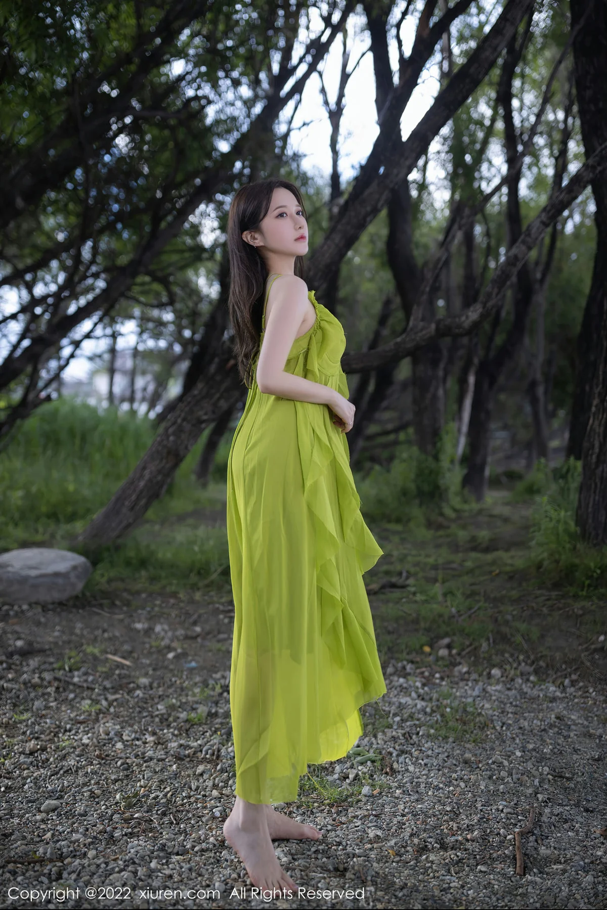 XiuRen 秀人 No.5979 鱼子酱Fish 白色轻透情趣睡裙北京-杭州旅拍 - 8