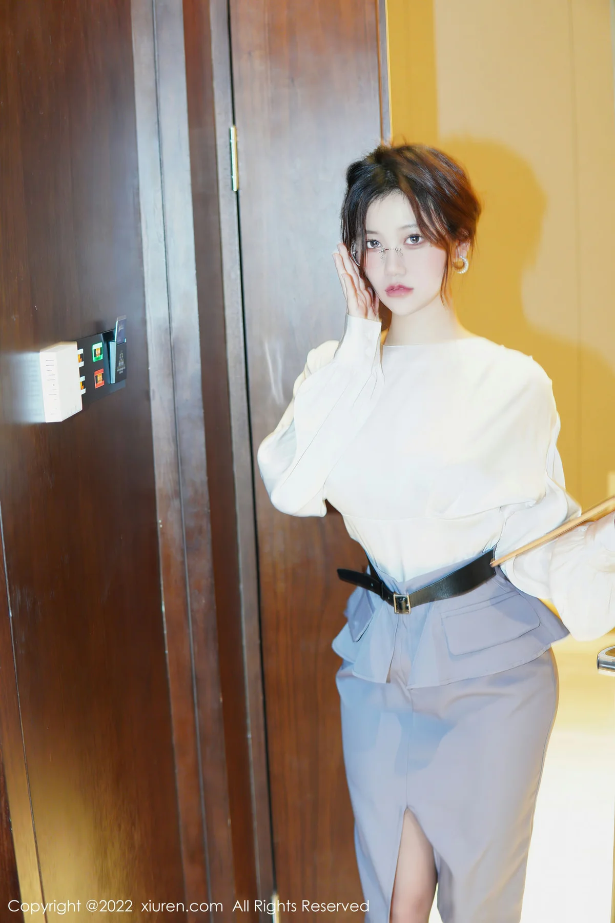 XiuRen 秀人 No.6028 奈奈子 微醺美女玉背私房 - 1