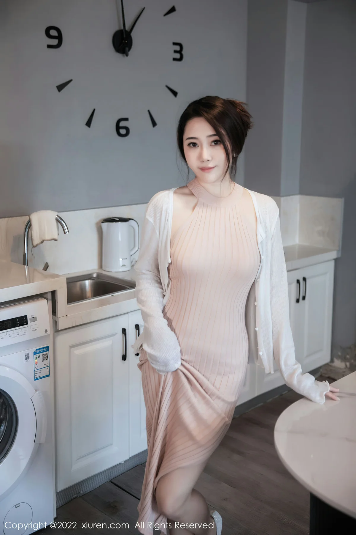 XiuRen 秀人 No.6066 严利娅Yuliya 粉色连衣长裙性感写真 - 10