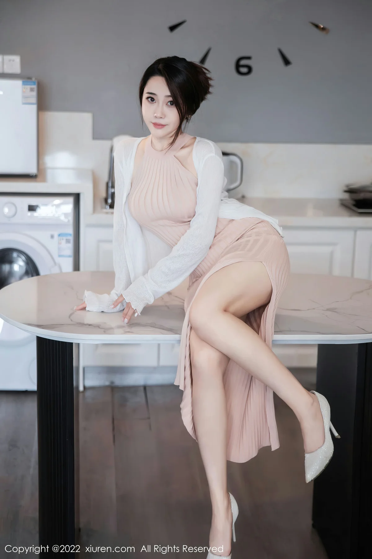 XiuRen 秀人 No.6066 严利娅Yuliya 粉色连衣长裙性感写真 - 5