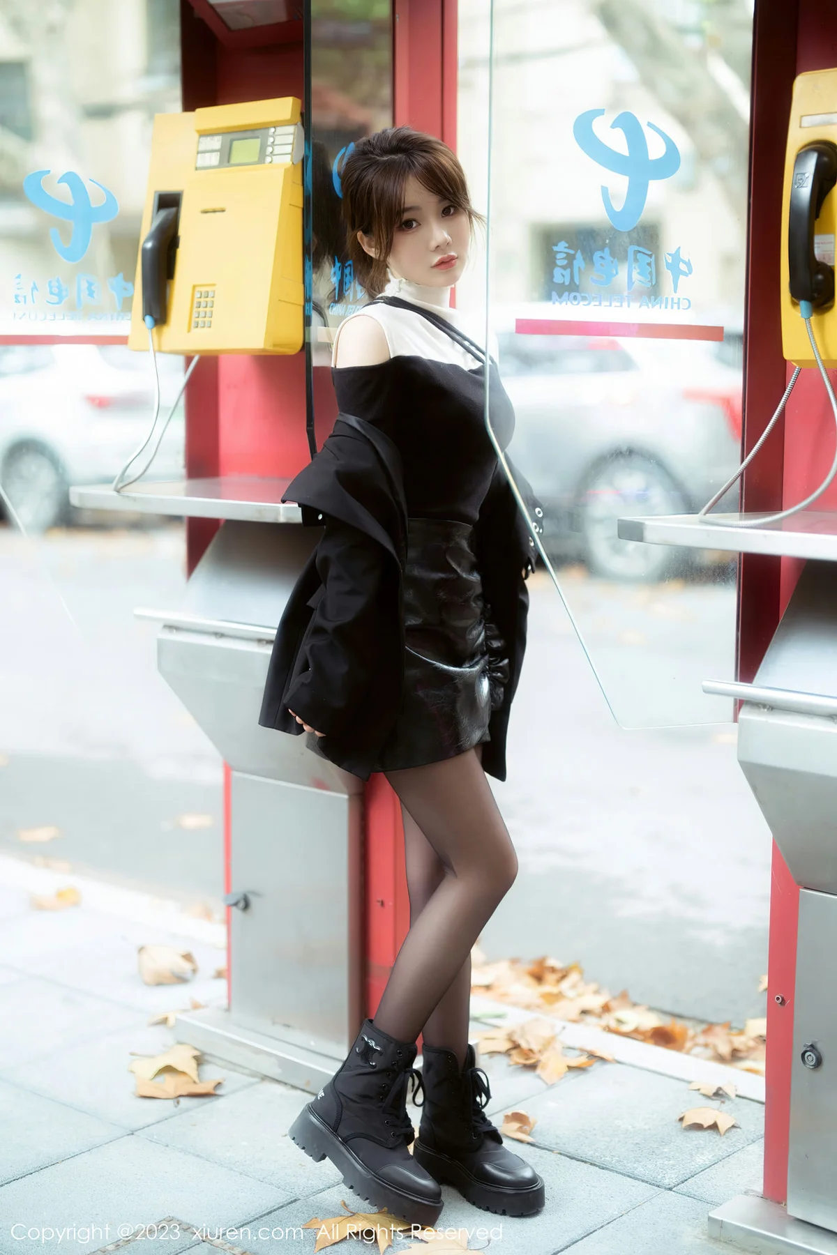 XiuRen 秀人 No.6080 婠婠么 上衣皮短裙写真 - 5