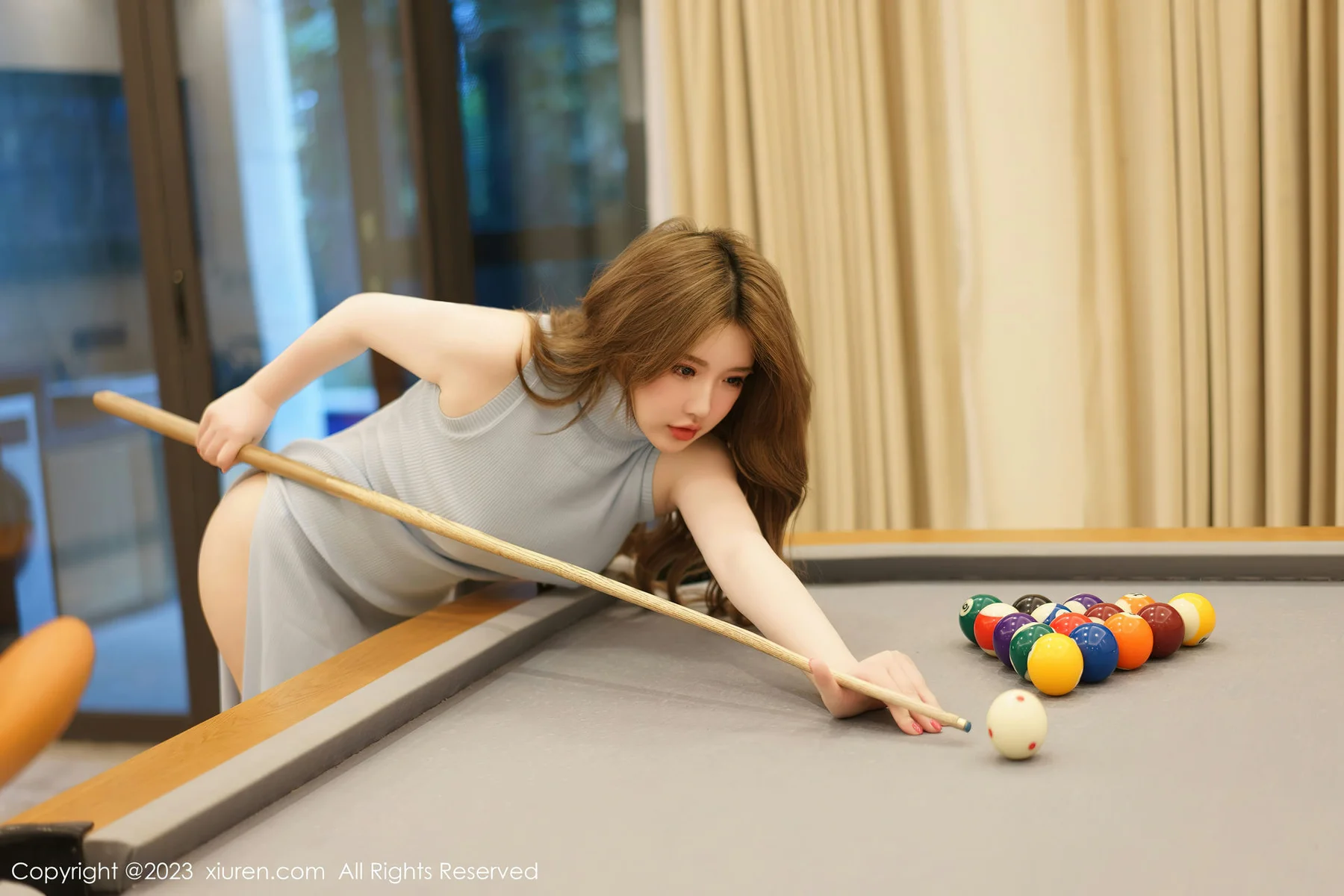 XiuRen 秀人 No.6085 小海臀Rena 桌球室场景拍摄三亚旅拍 - 9