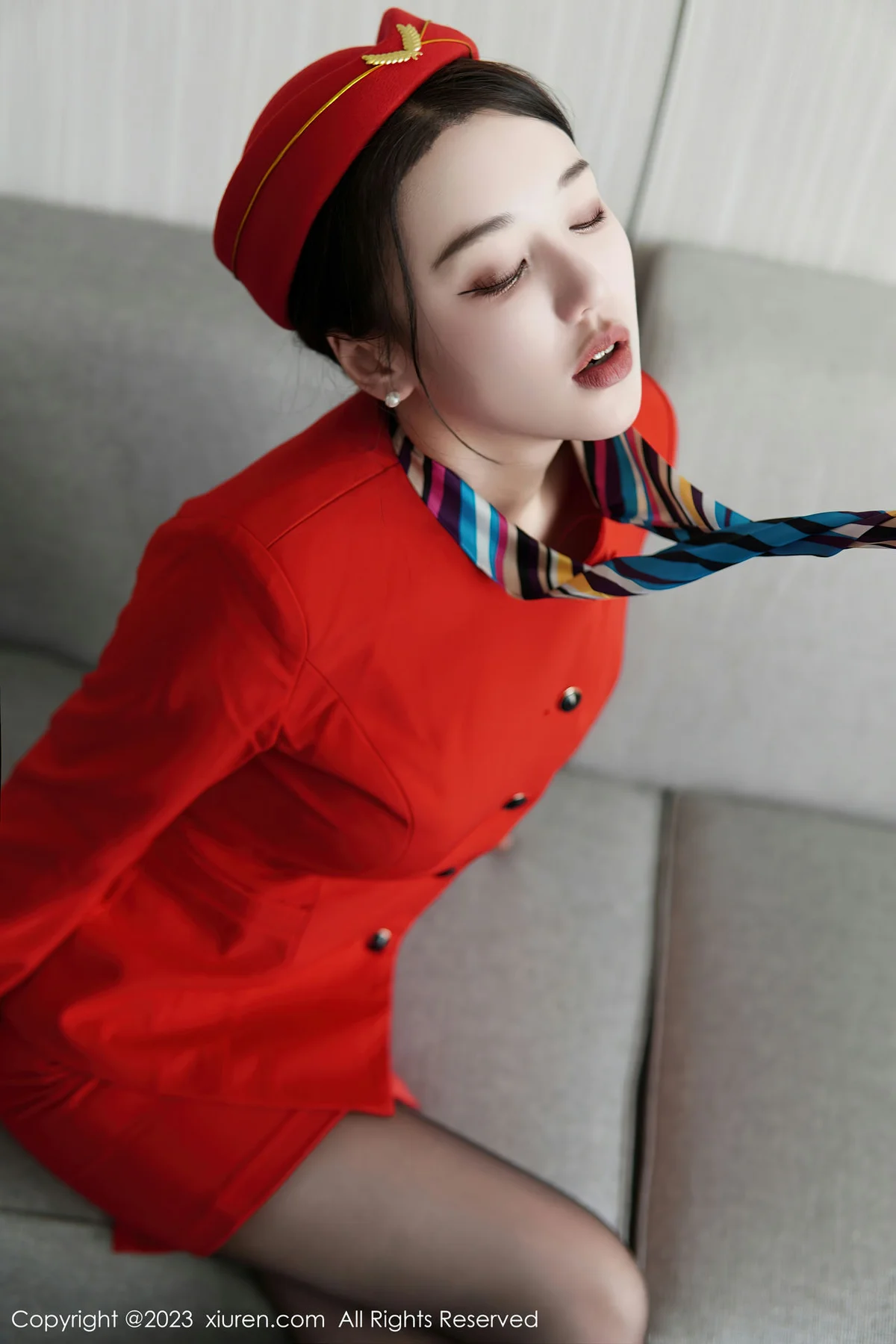 XiuRen 秀人 No.6088 米娜MnaL E罩杯白色旗袍写真 - 1