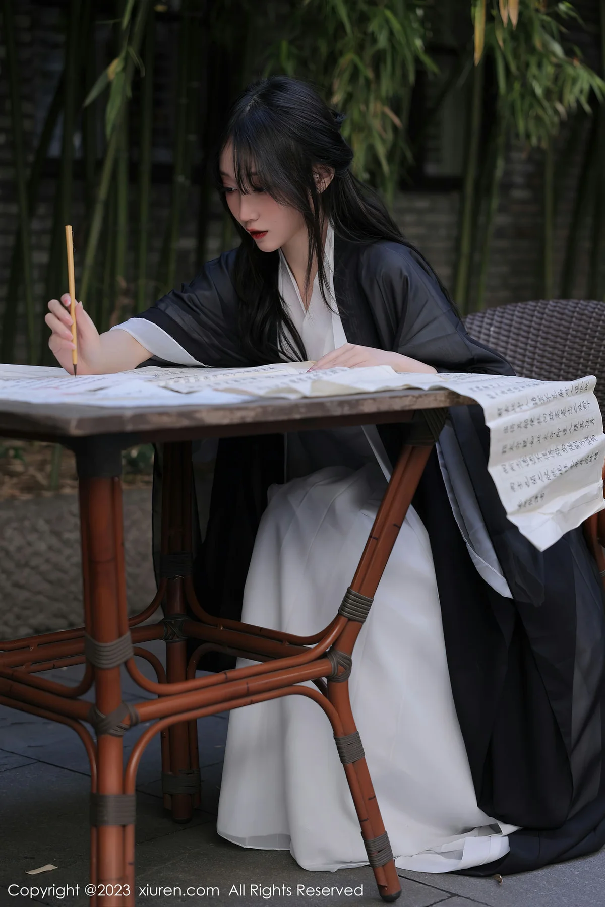 XiuRen 秀人 No.6094 玥儿玥er 白色古装服饰十月海南旅拍 - 2