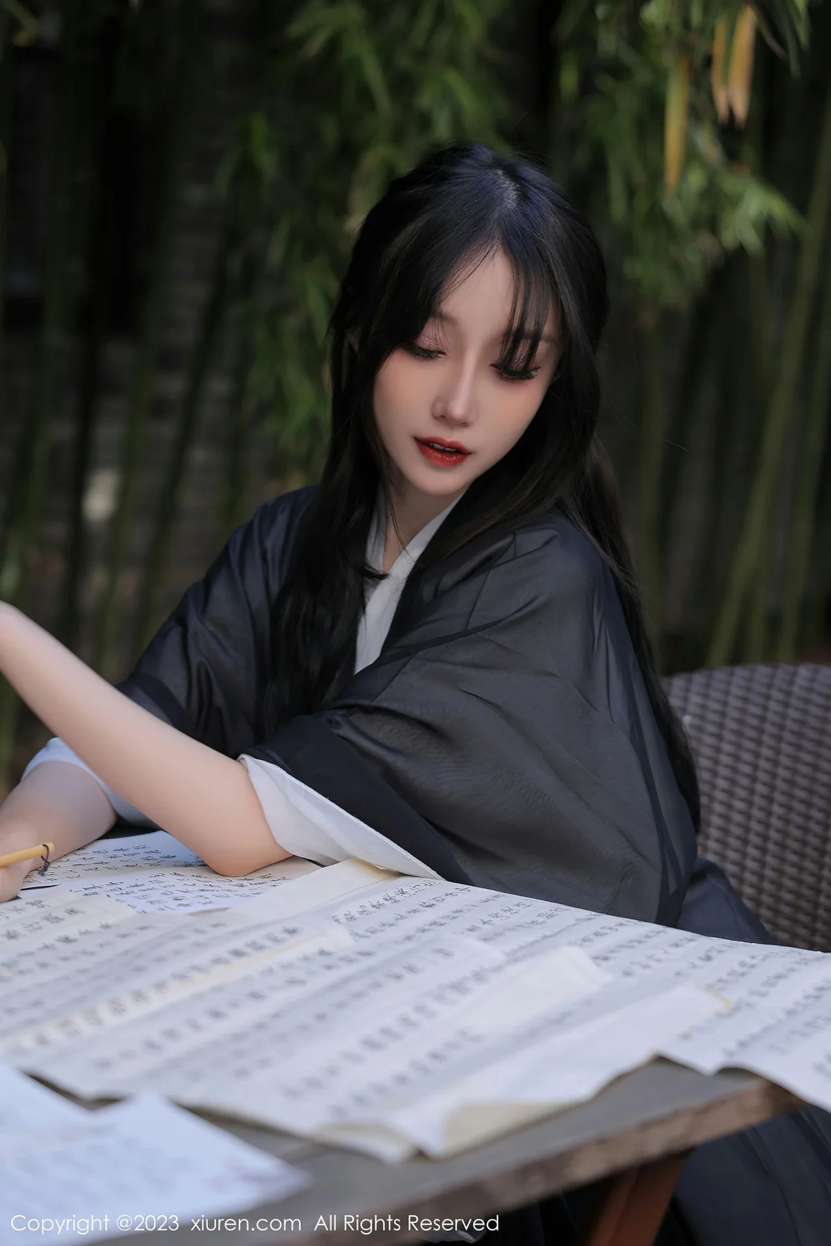 XiuRen 秀人 No.6094 玥儿玥er 白色古装服饰十月海南旅拍 - 4