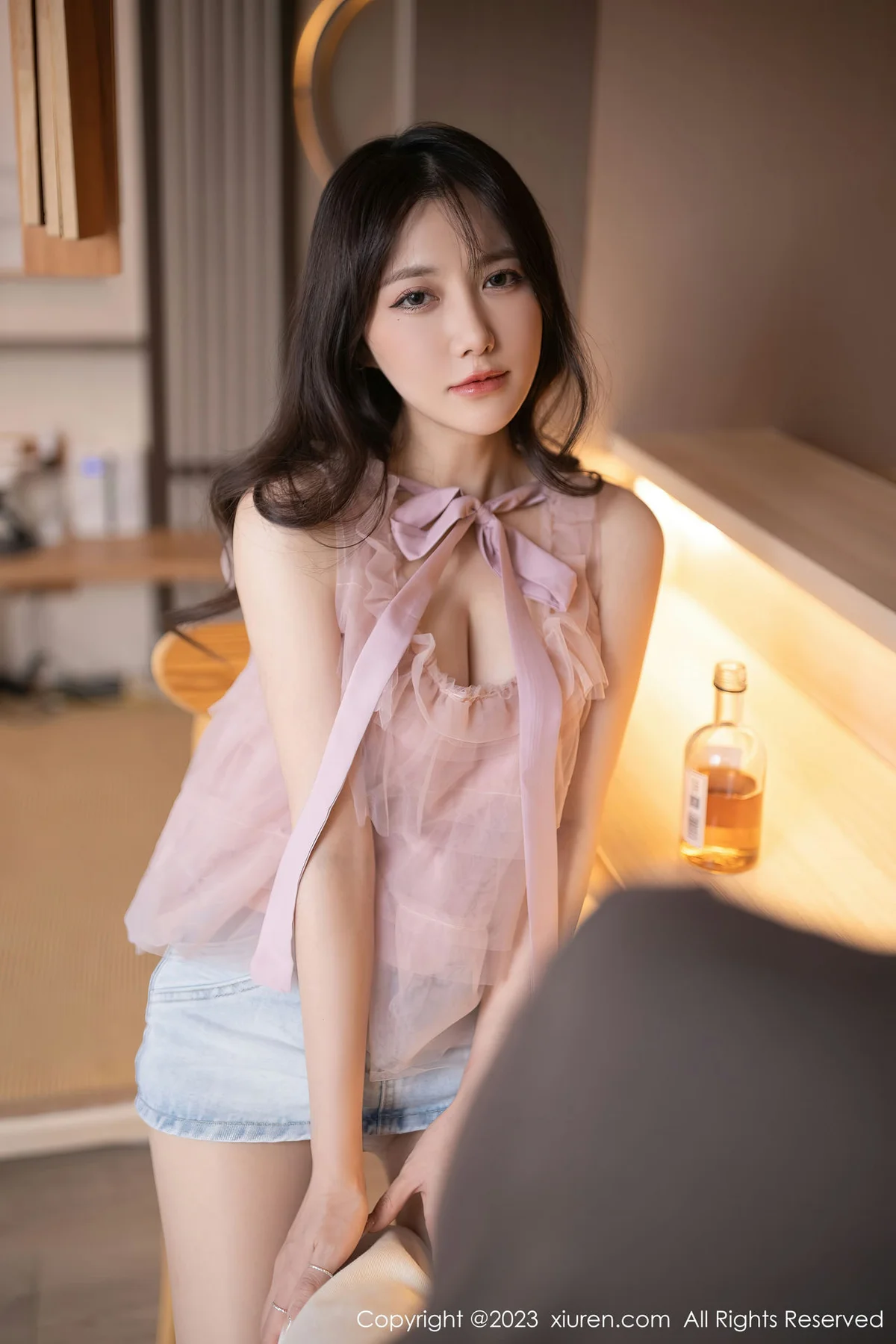 XiuRen 秀人 No.6100 鱼子酱Fish 牛仔短裙北京-杭州旅拍 - 5