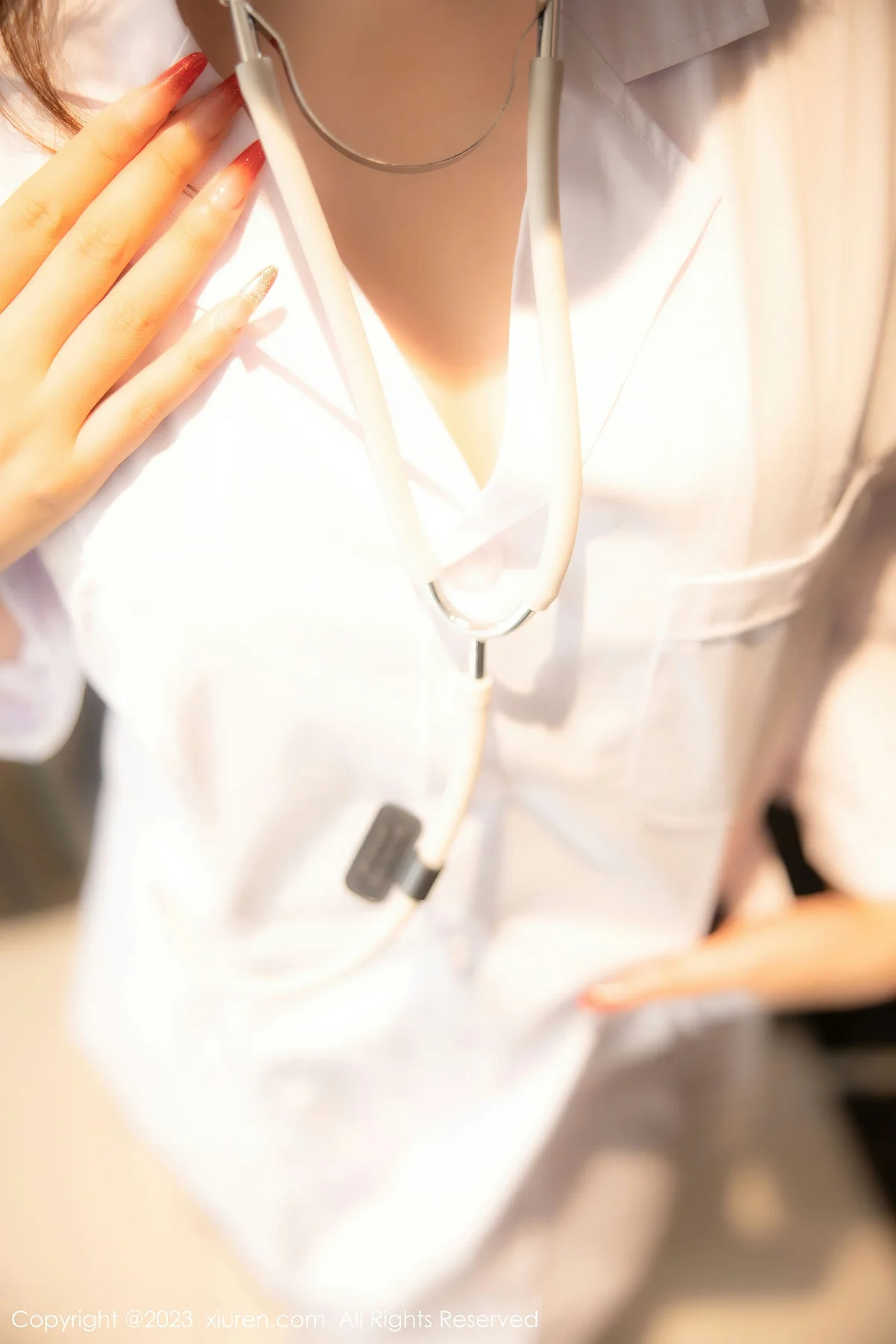 XiuRen 秀人 No.6130 江真真 白色护士服性感写真 - 6