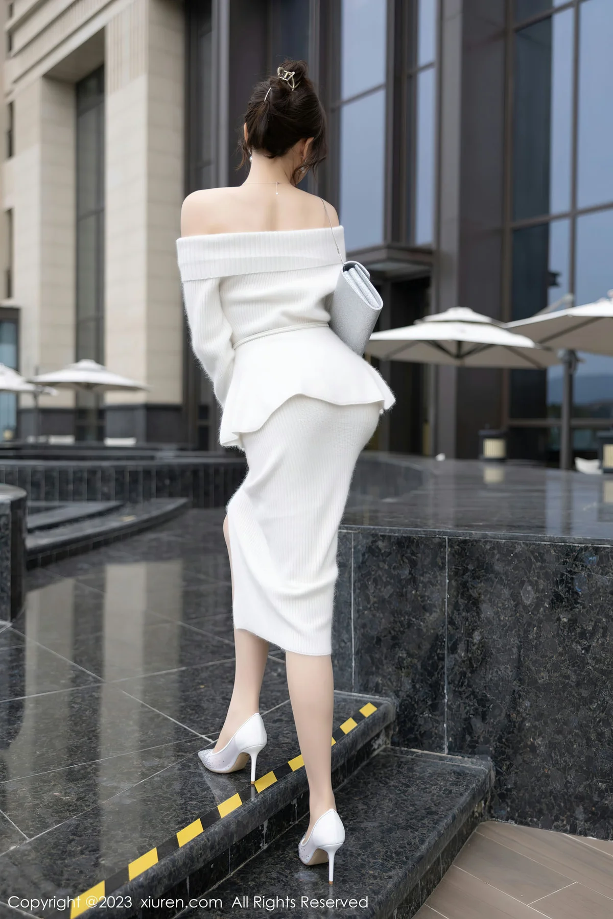 XiuRen 秀人 No.6132 徐莉芝Booty 白色蕾丝内衣性感写真 - 4