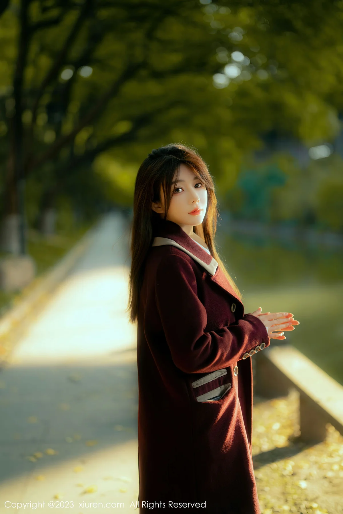 XiuRen 秀人 No.6137 婠婠么 白T黑色短裙 性感写真 - 8