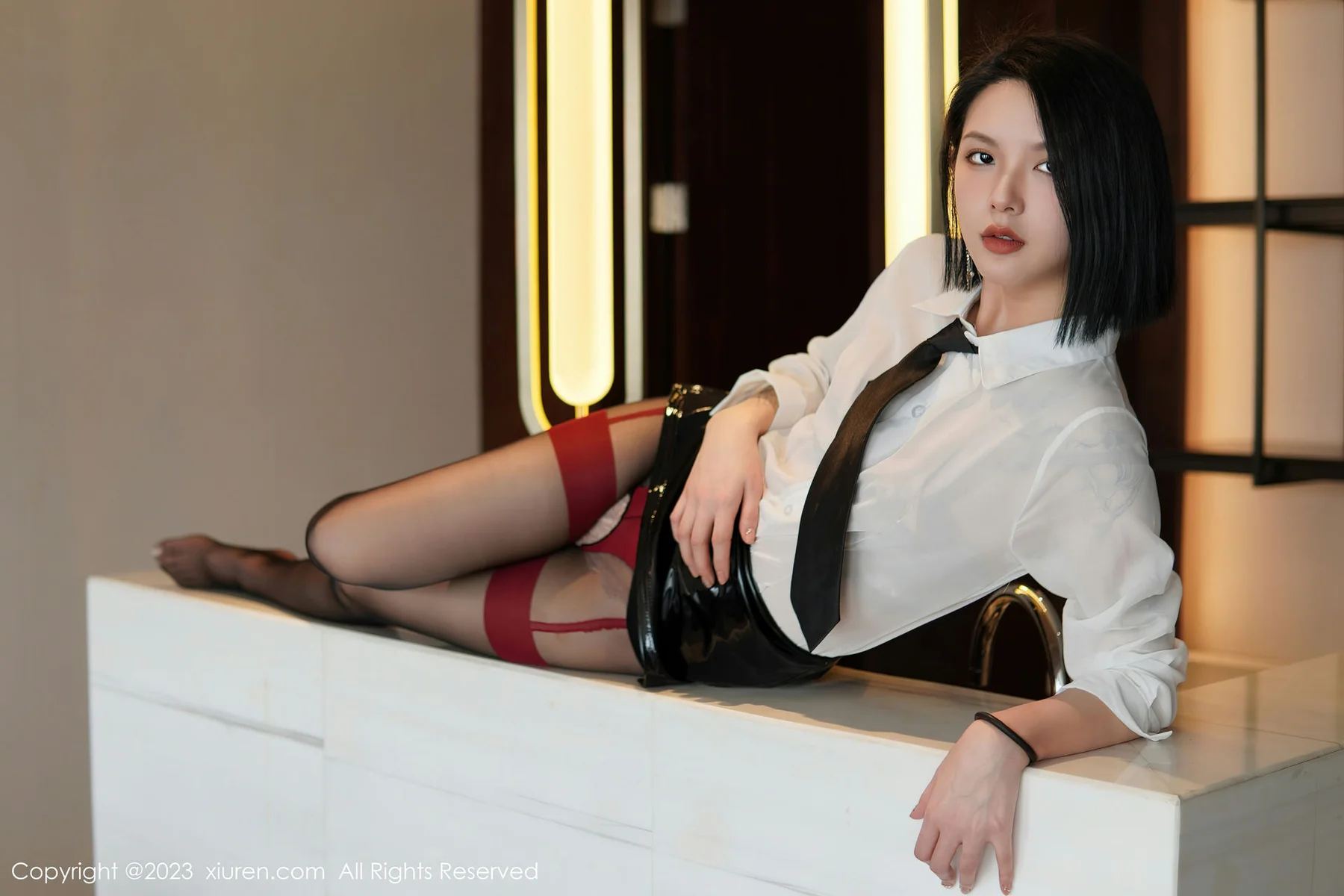 XiuRen 秀人 No.6158 乔一一 灰色蕾丝内衣新人首套写真 - 7