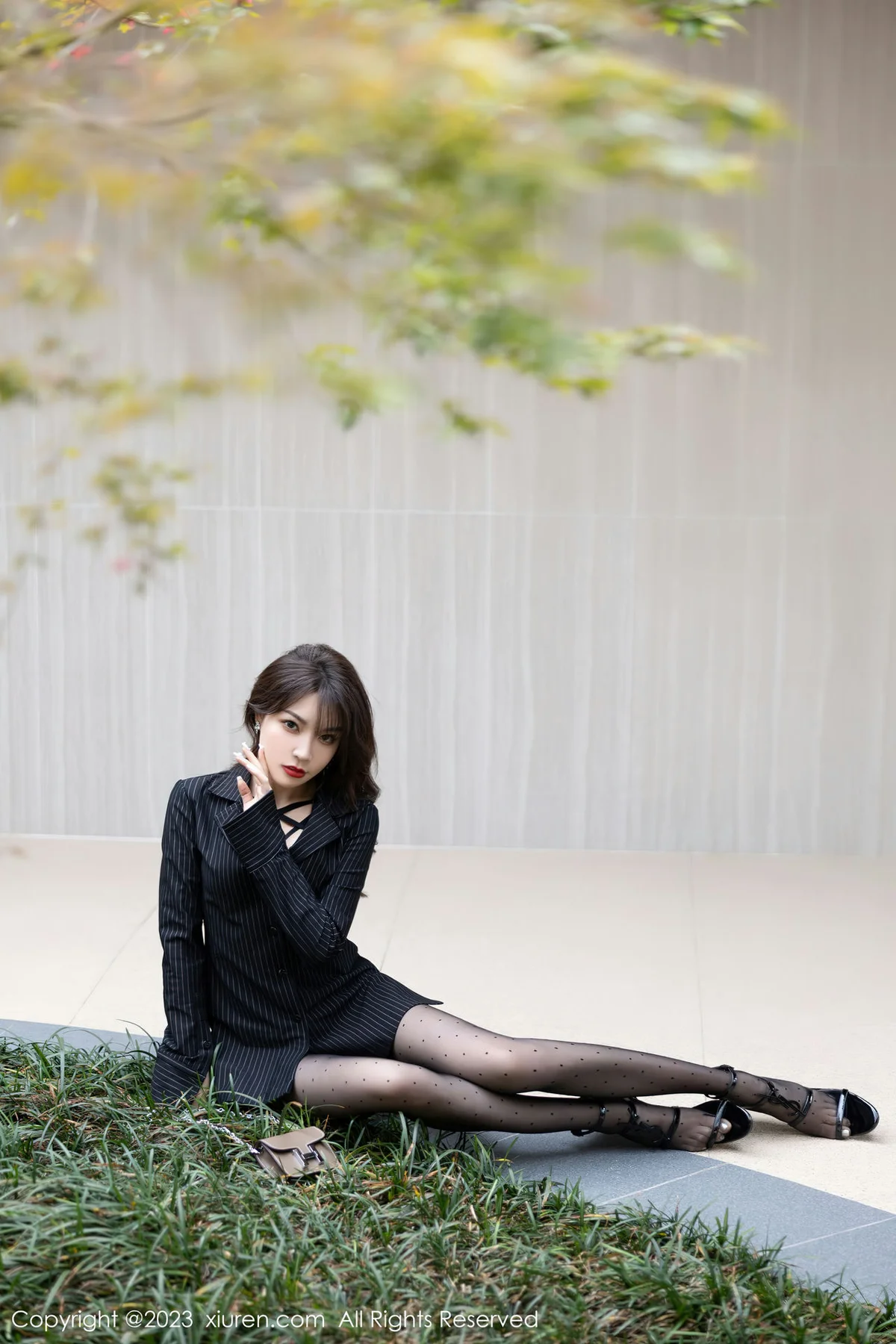 XiuRen 秀人 No.6191 徐莉芝Booty 黑色条纹性感写真 - 5