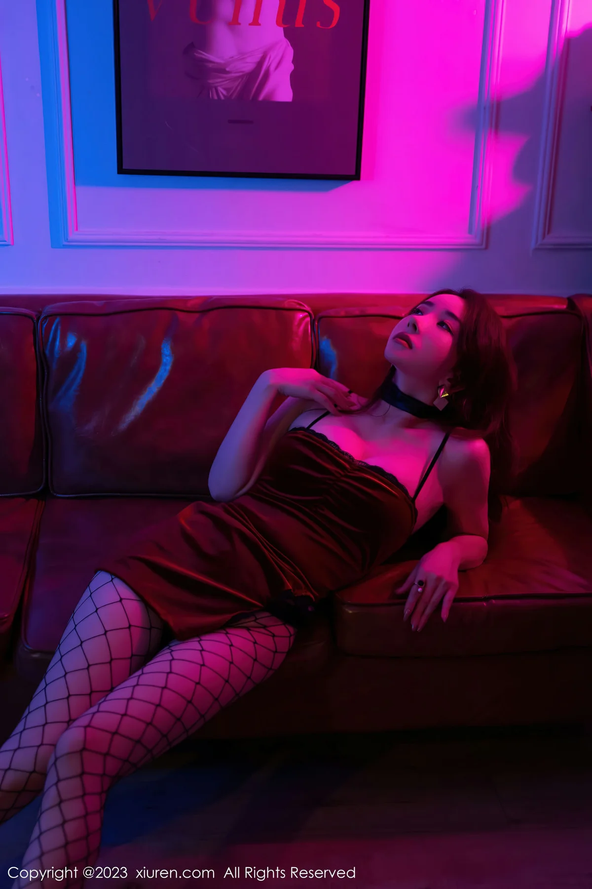 XiuRen 秀人 No.6192 林珊珊 红色吊带短裙美乳翘臀 - 2