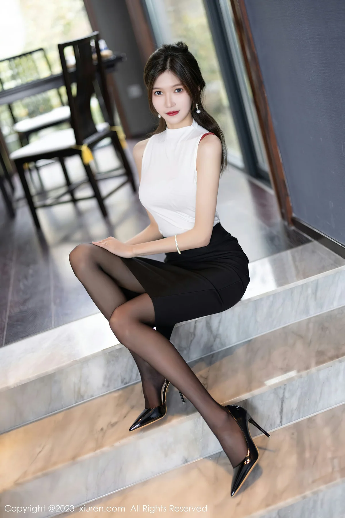 XiuRen 秀人 No.6194 程程程- 黑色短裙红色蕾丝海南岛旅拍 - 9