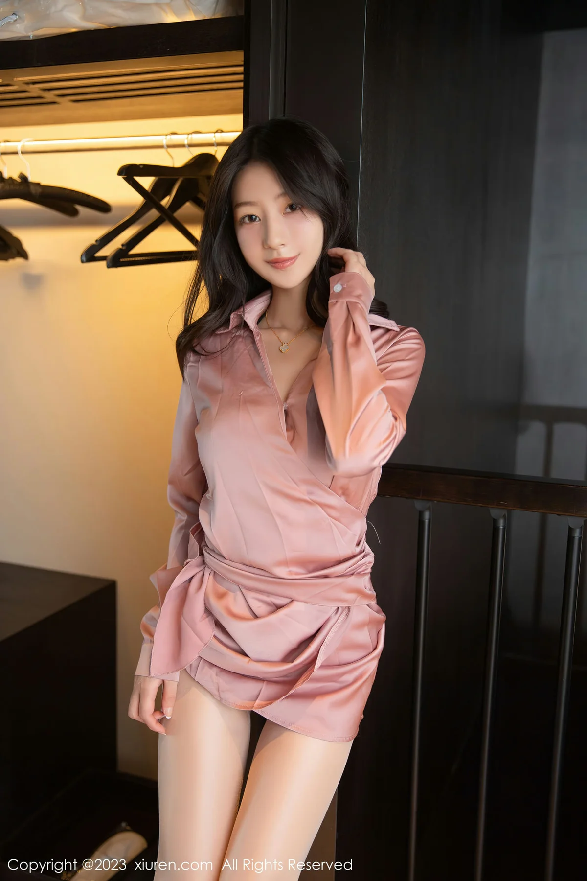 XiuRen 秀人 No.6211 熊小诺 暗绿色蕾丝诱人原色丝袜性感写真 - 4