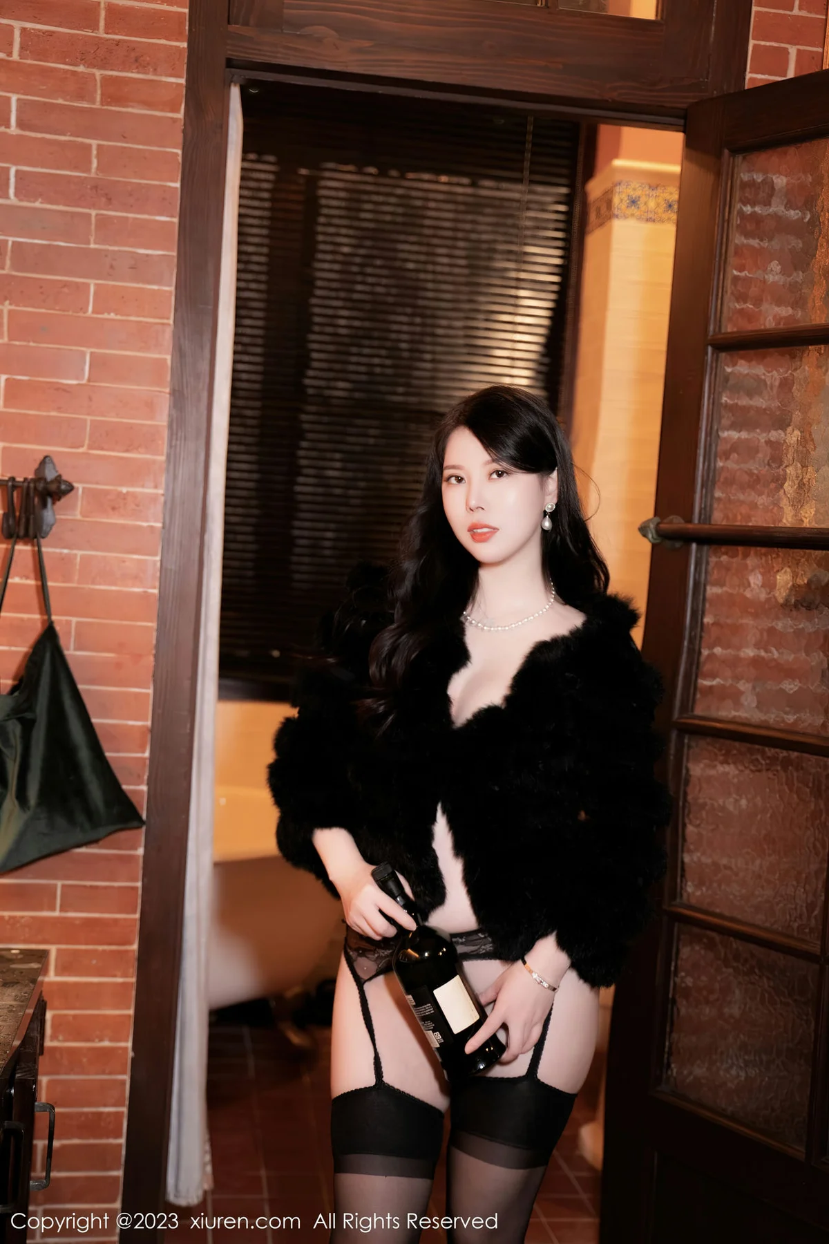 XiuRen 秀人 No.6225 白茹雪 丰腴身材熟女气息性感写真 - 9