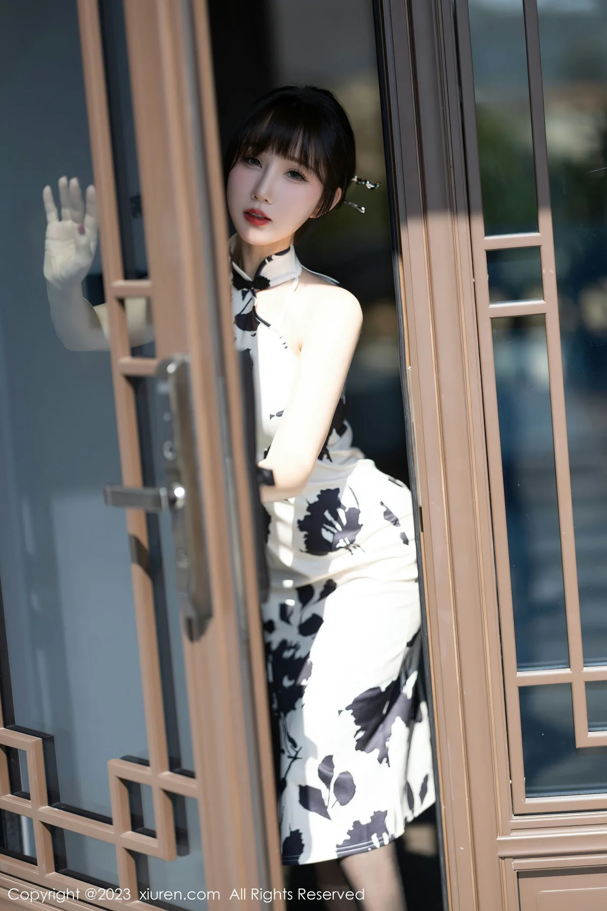 XiuRen 秀人 No.6241 波巧酱 蕾丝内衣海南岛旅拍 - 10