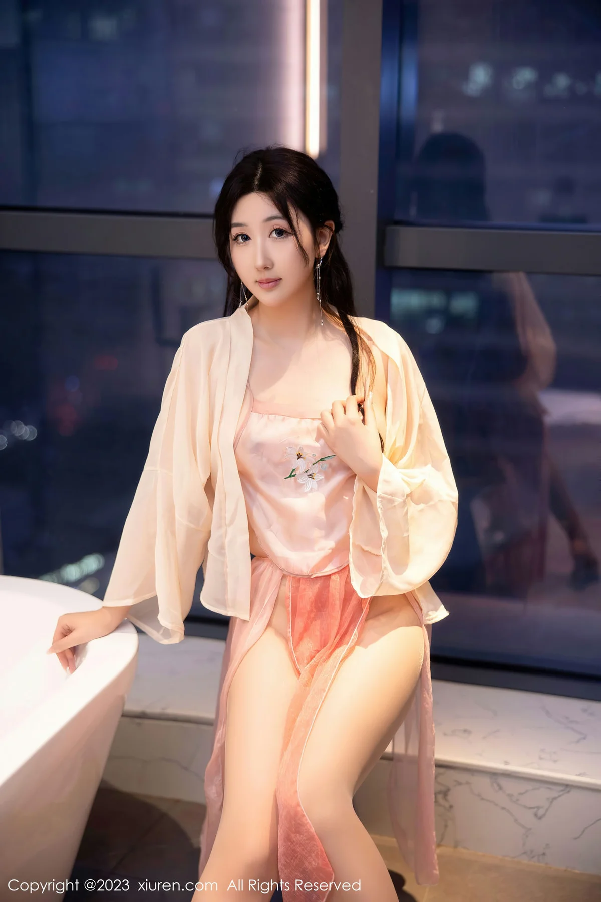 XiuRen 秀人 No.6262 江真真 橙色古装浴室场景性感写真 - 2