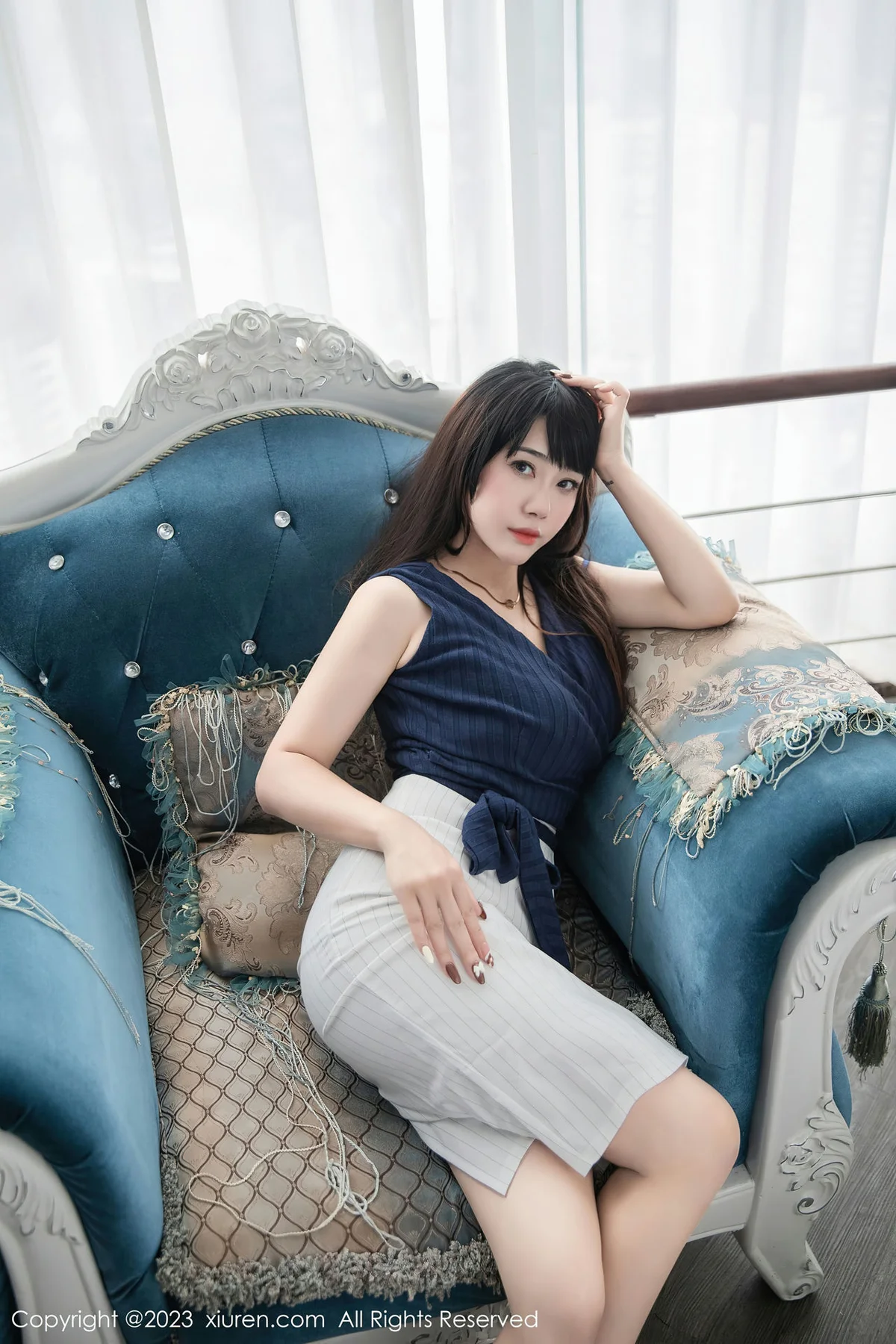 XiuRen 秀人 No.6272 严利娅Yuliya 性感魅惑黑丝写真 - 2