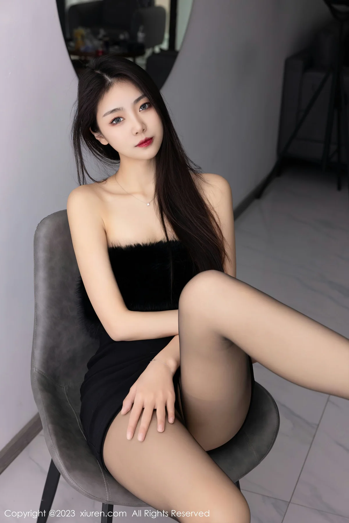 XiuRen 秀人 No.6275 小蛮妖 黑色露肩连衣短裙内衣美腿私房 - 1