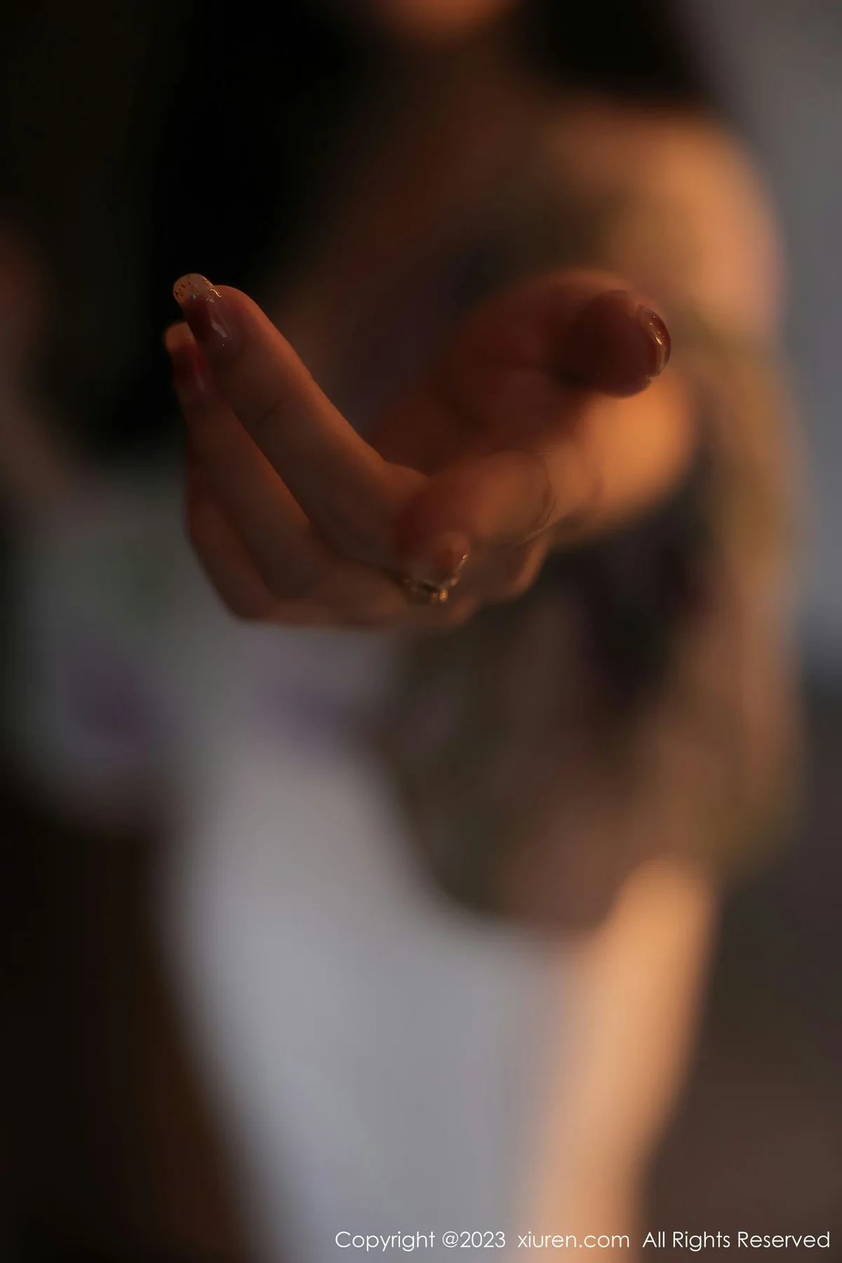 XiuRen 秀人 No.6279 星子柒kiki 白色短裙首套写真 - 10