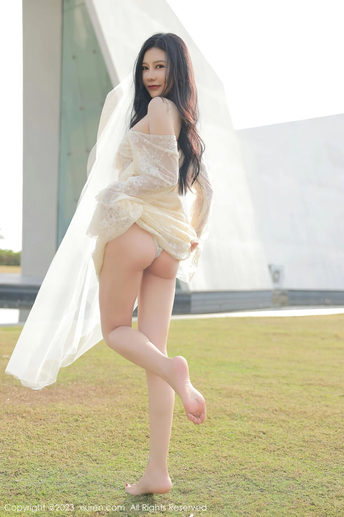 XiuRen 秀人 No.6303 尹甜甜 白色蕾丝婚纱海南旅拍 - 10