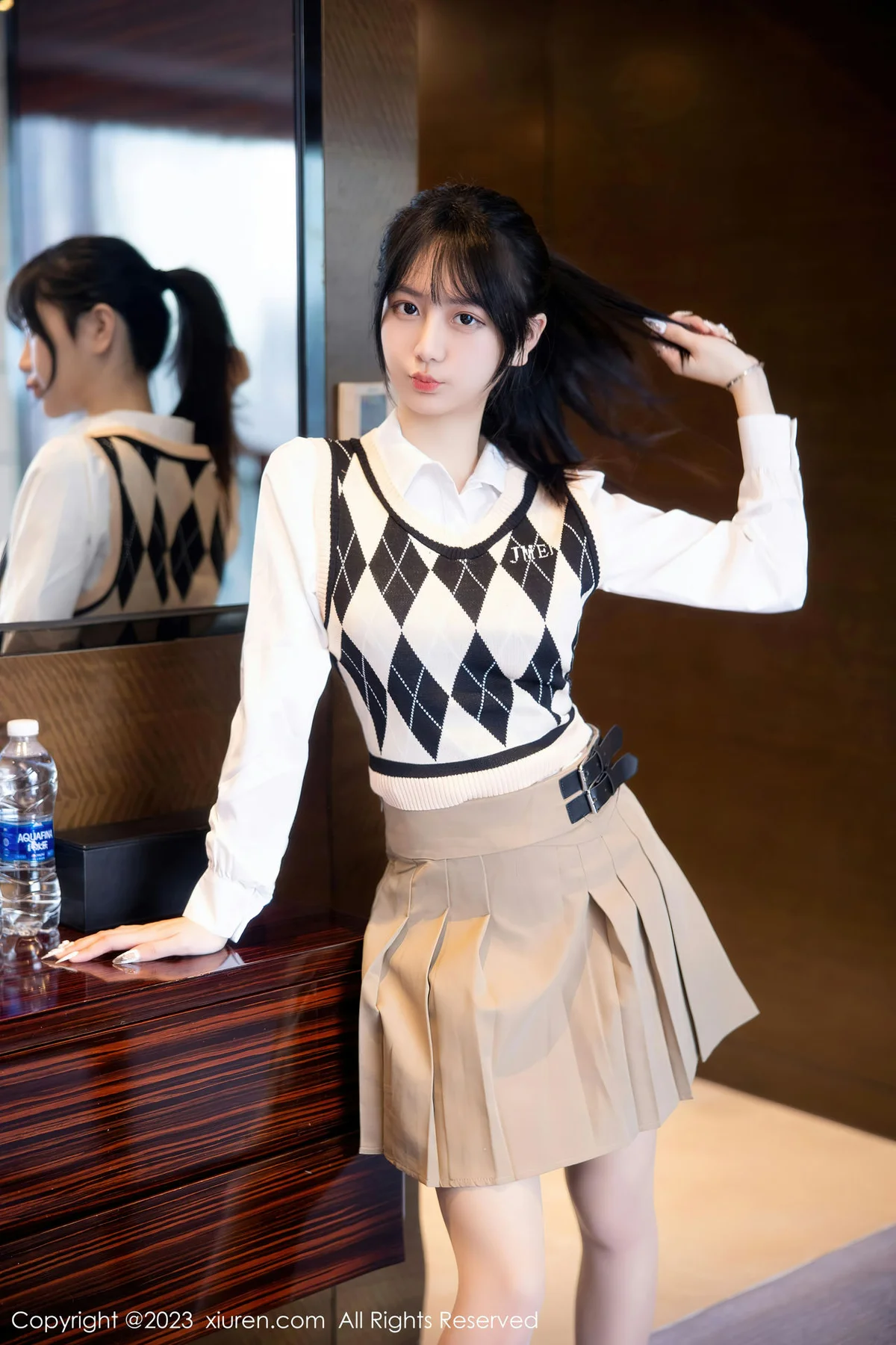 XiuRen 秀人 No.6329 谢小蒽 新人性感学妹装扮第二套写真111 - 6