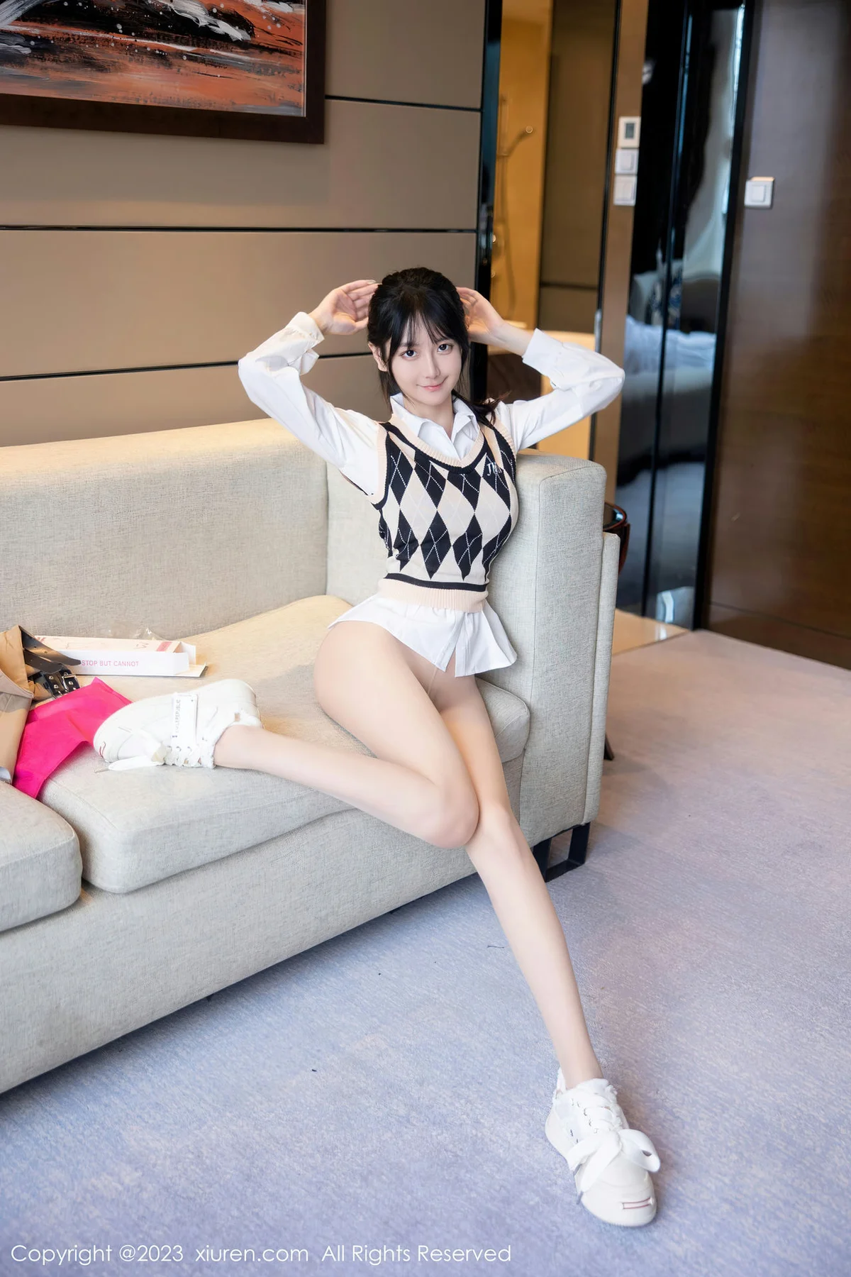 XiuRen 秀人 No.6329 谢小蒽 新人性感学妹装扮第二套写真111 - 5