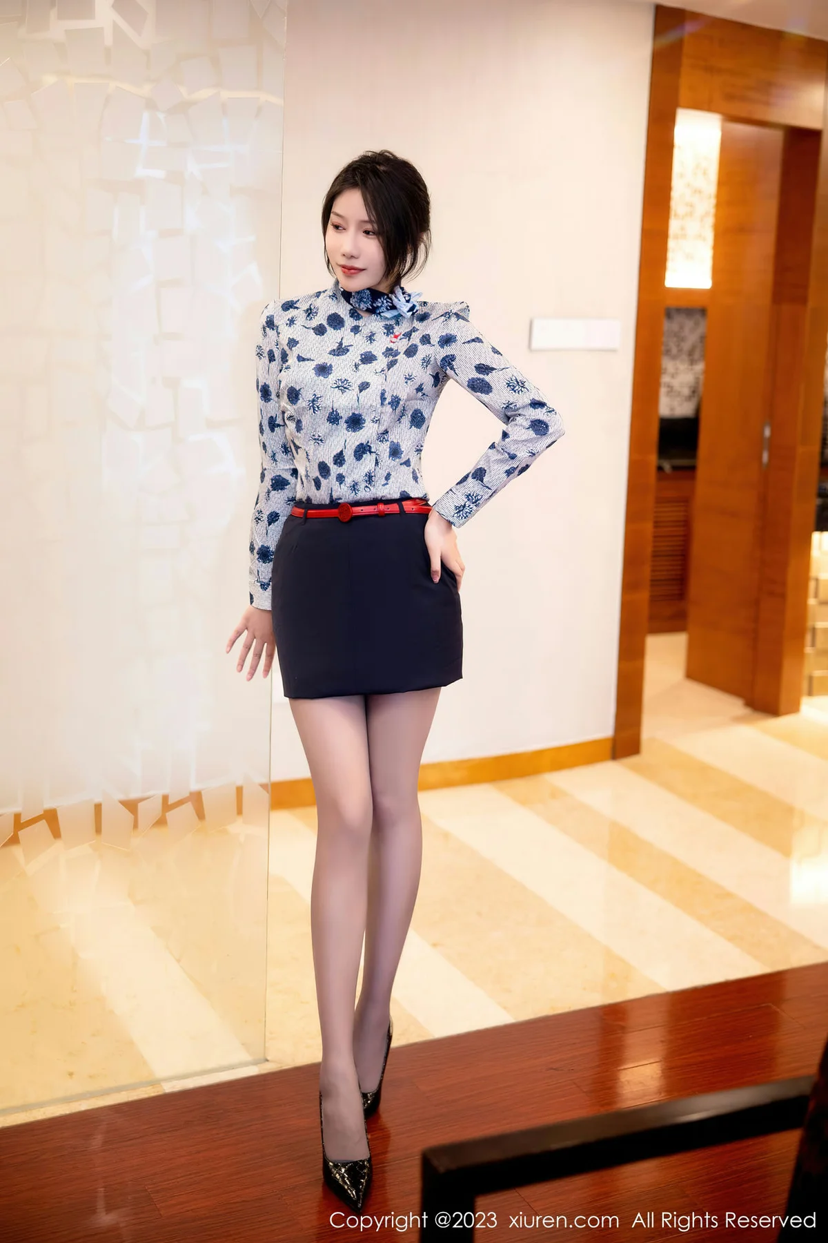 XiuRen 秀人 No.6338 王楚璇 空姐制服首套写真 - 2