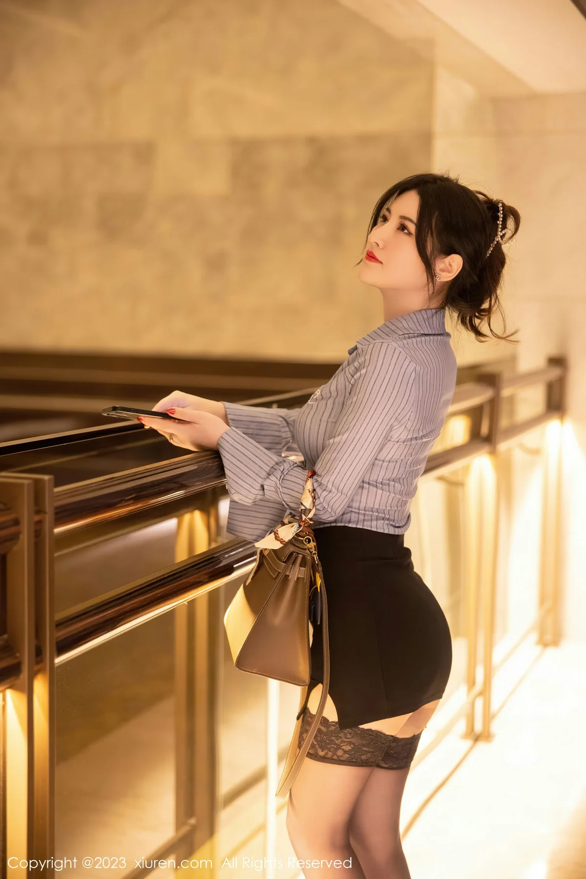 XiuRen 秀人 No.6343 诗诗kiki 蓝色条纹T恤写真1 - 3