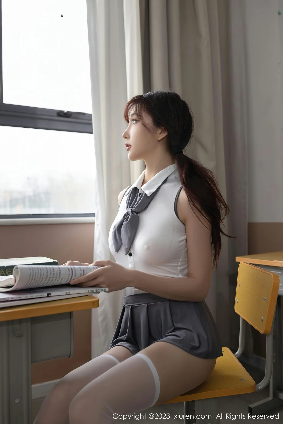 XiuRen 秀人 No.6353 陆萱萱 学生角色装扮性感写真111 - 2