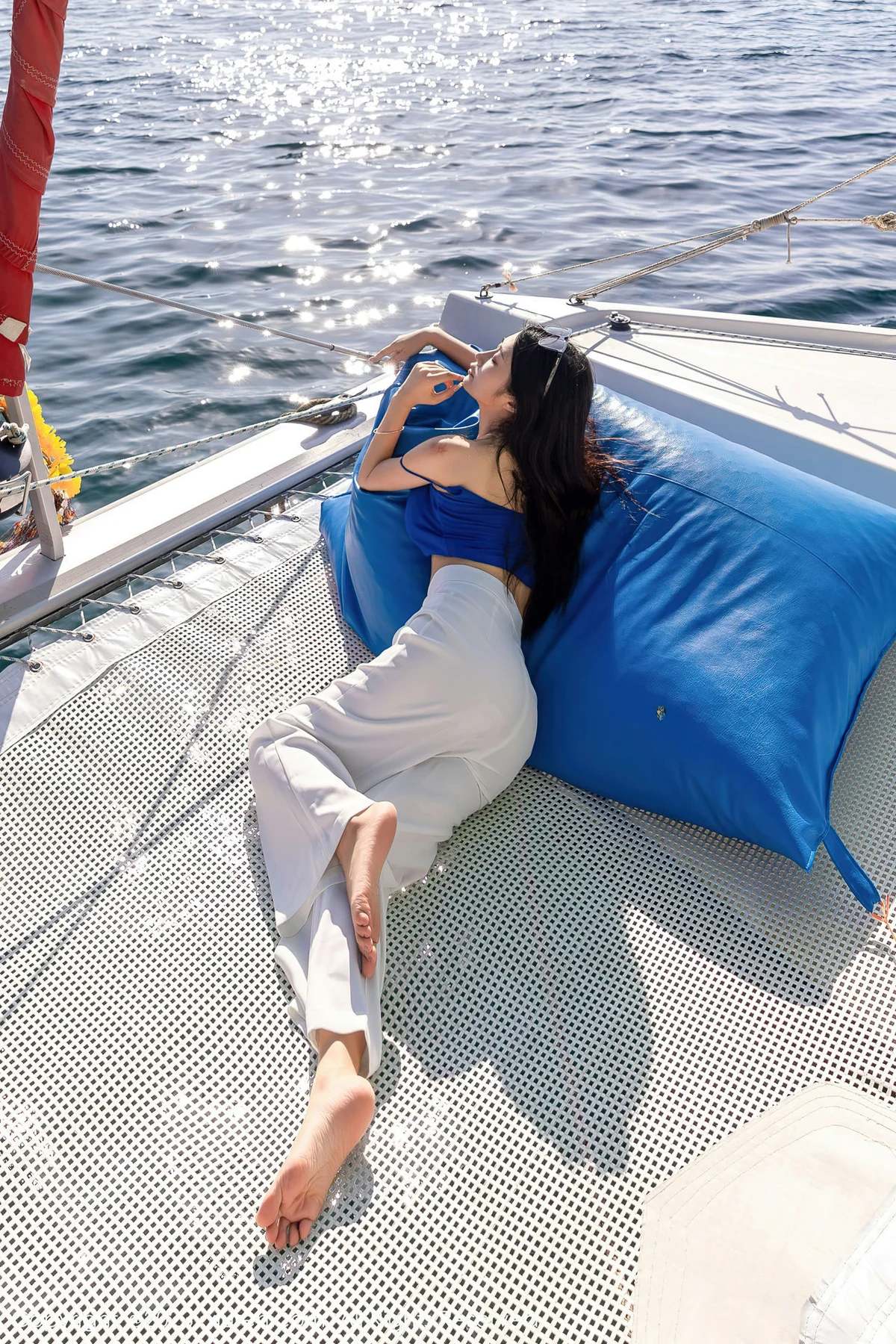 XiuRen 秀人 No.6359 laura阿姣 娇美妩媚性感写真1 - 5