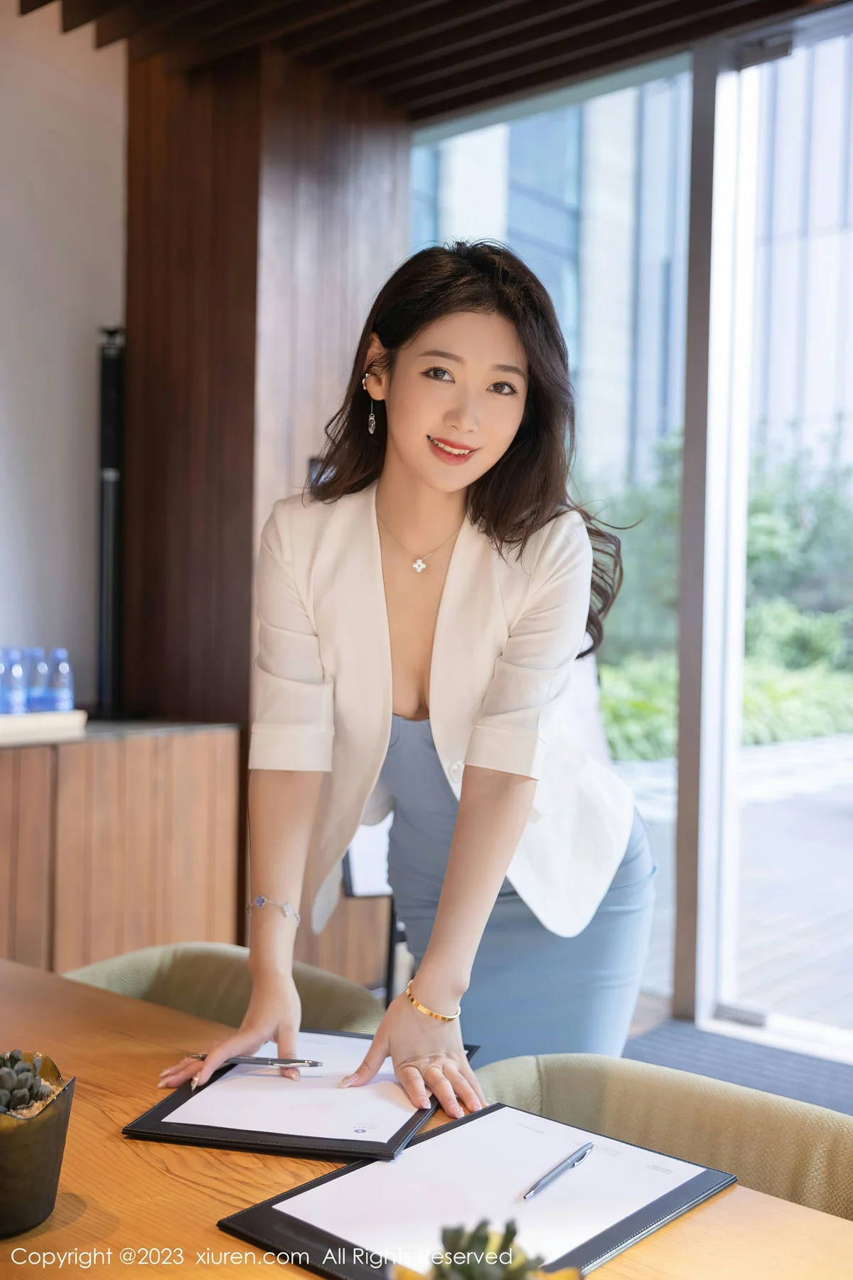 XiuRen 秀人 No.6368 唐安琪 Ol职业性感写真 - 2