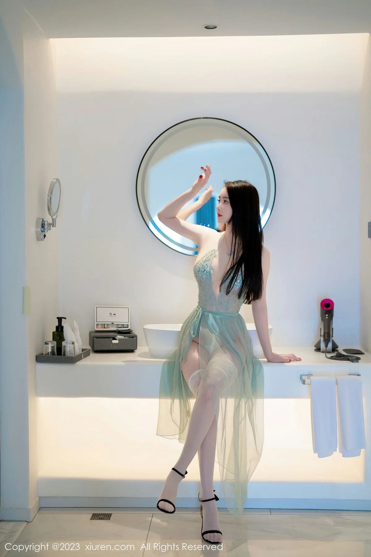 XiuRen 秀人 No.6371 summer宝宝 灰色轻透蕾丝性感写真 - 3