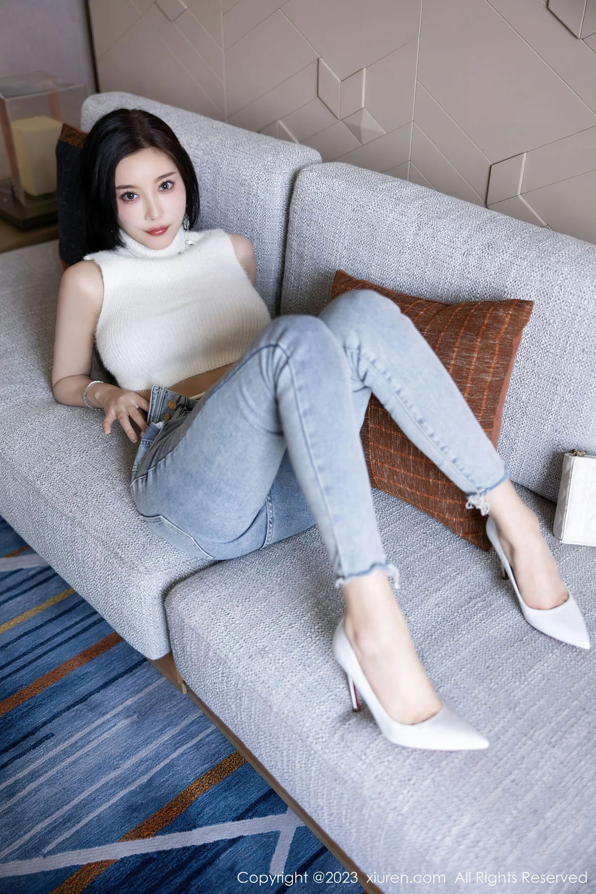 XiuRen 秀人 No.6377 杨晨晨Yome 蓝色短裤性感写真1 - 10