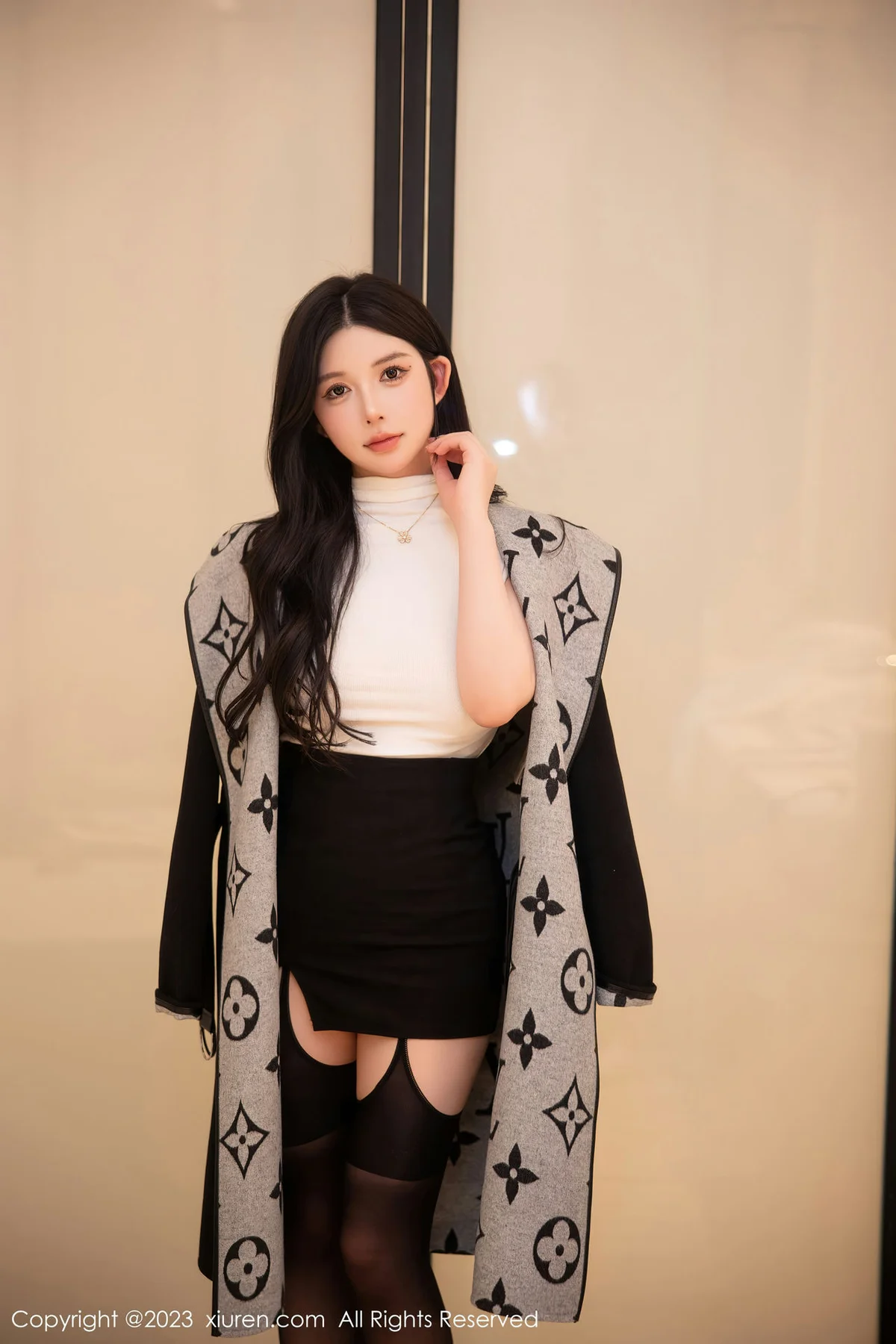 XiuRen 秀人 No.6394 林珊珊 魅惑黑丝吊袜性感写真11 - 7