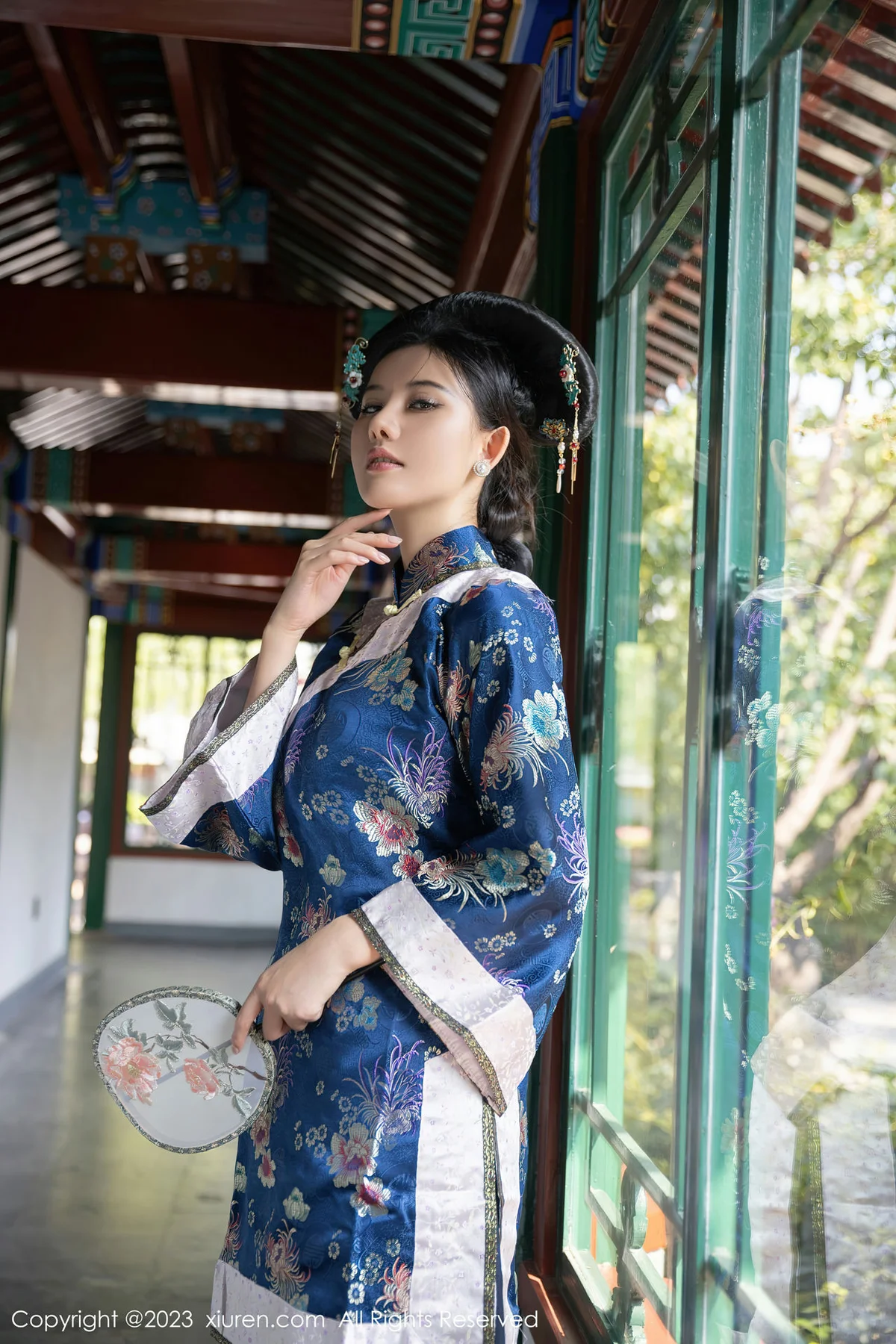 XiuRen 秀人 No.6398 就是阿朱啊 宫廷古装性感写真1 - 3