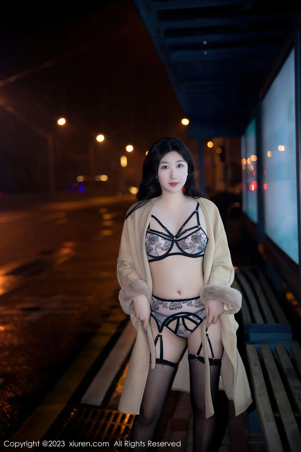 XiuRen 秀人 No.6424 江真真 街拍魅惑黑丝性感写真1 - 5