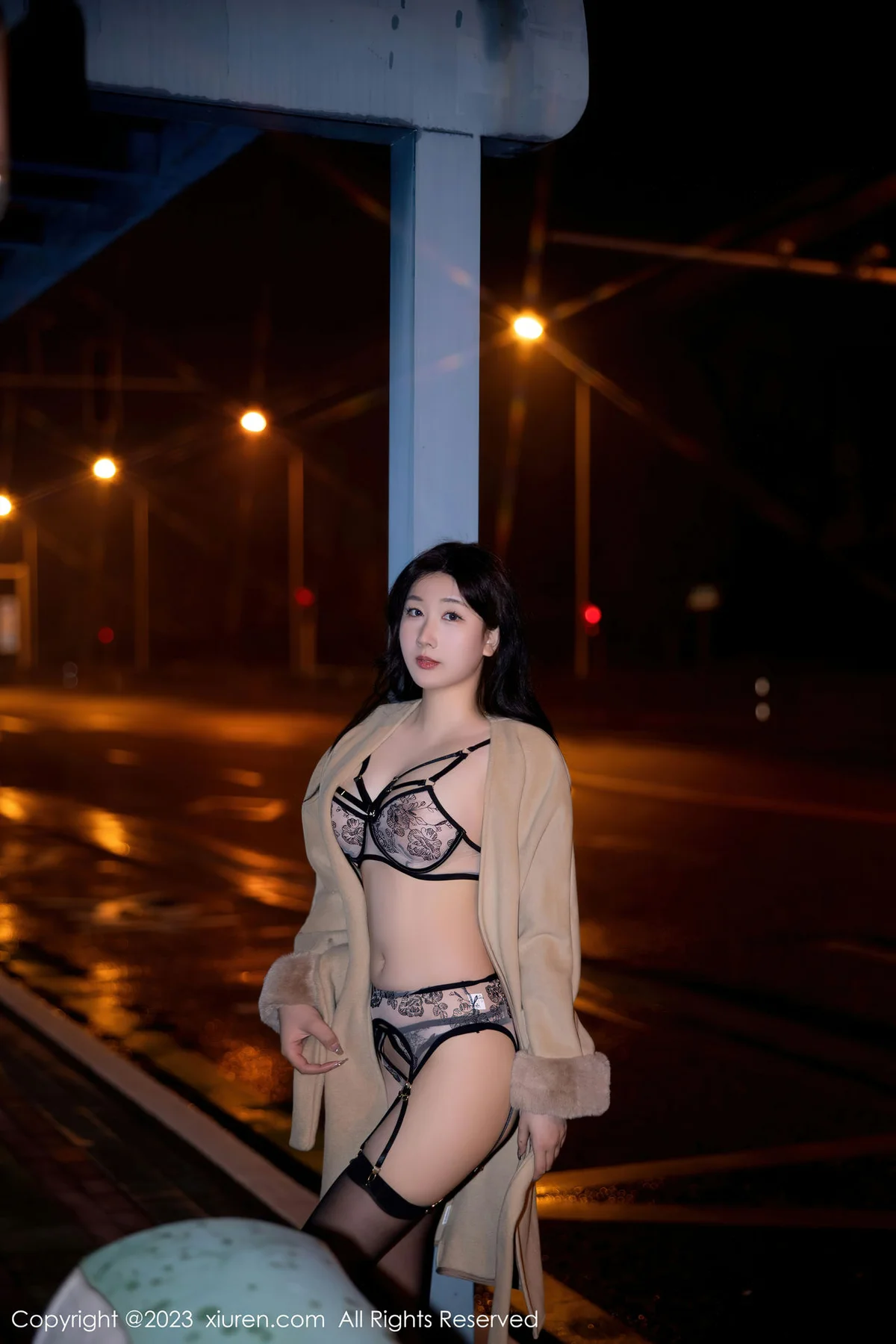 XiuRen 秀人 No.6424 江真真 街拍魅惑黑丝性感写真1 - 10